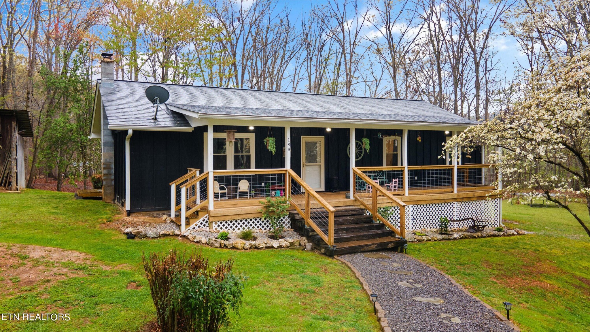 188 Old Holderford Rd
