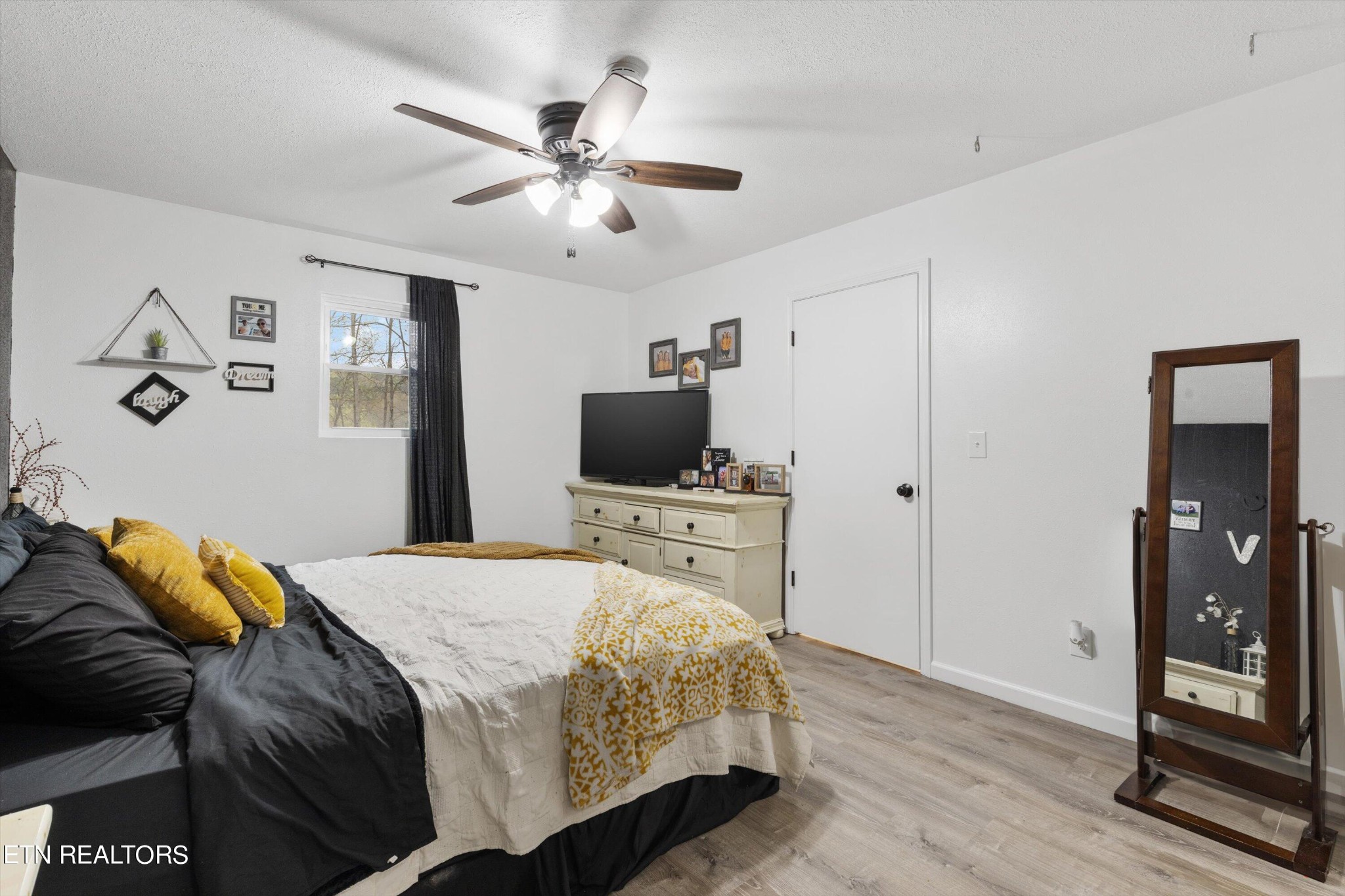 188 Old Holderford Rd