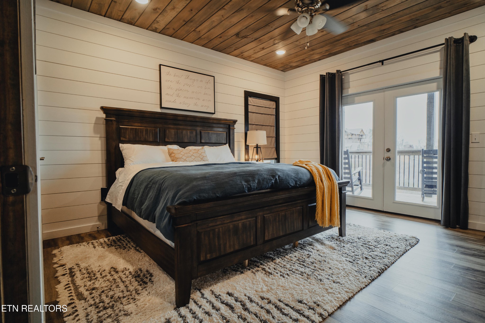 633 Pinecrest Drive