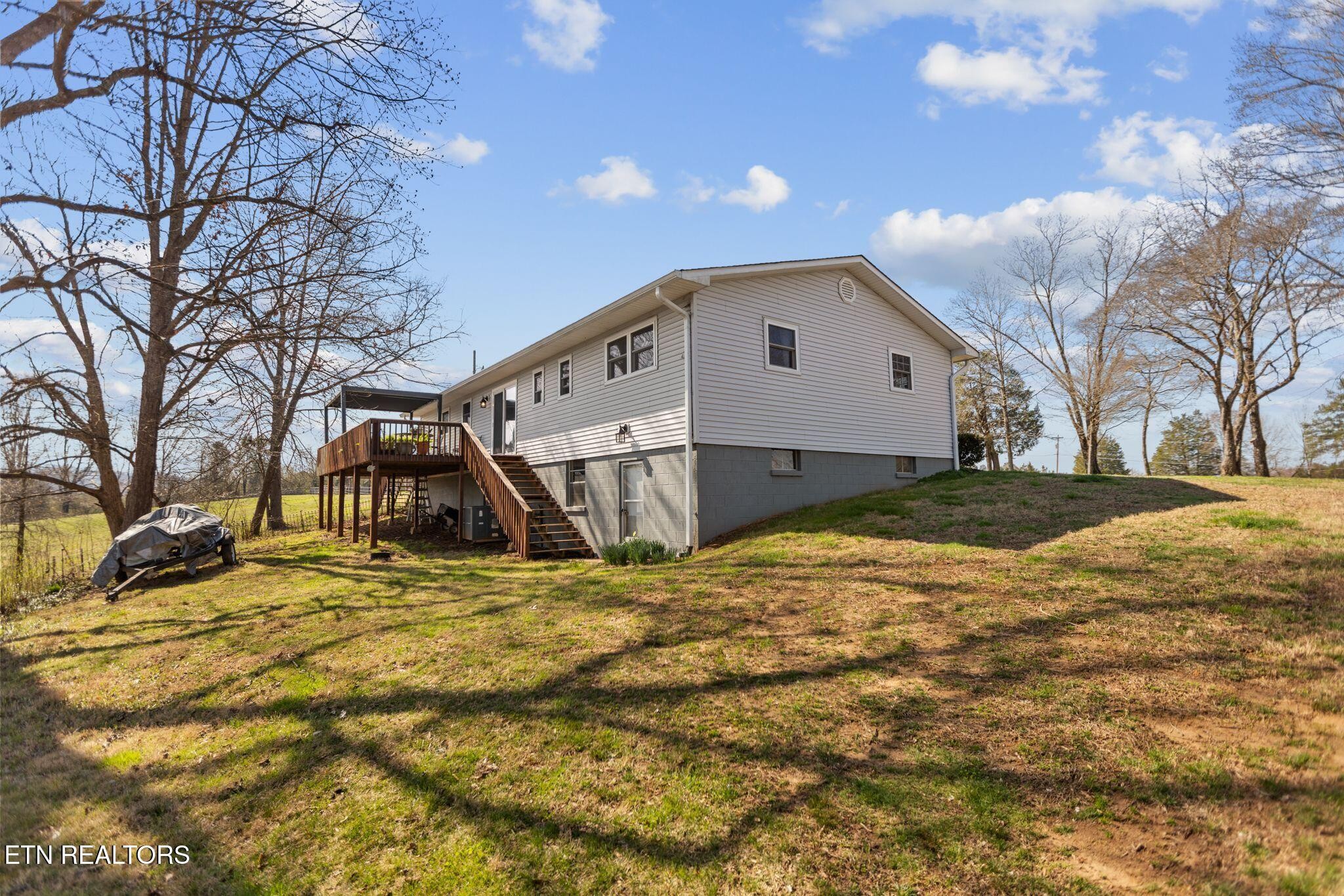 786 Swan Pond Circle Rd