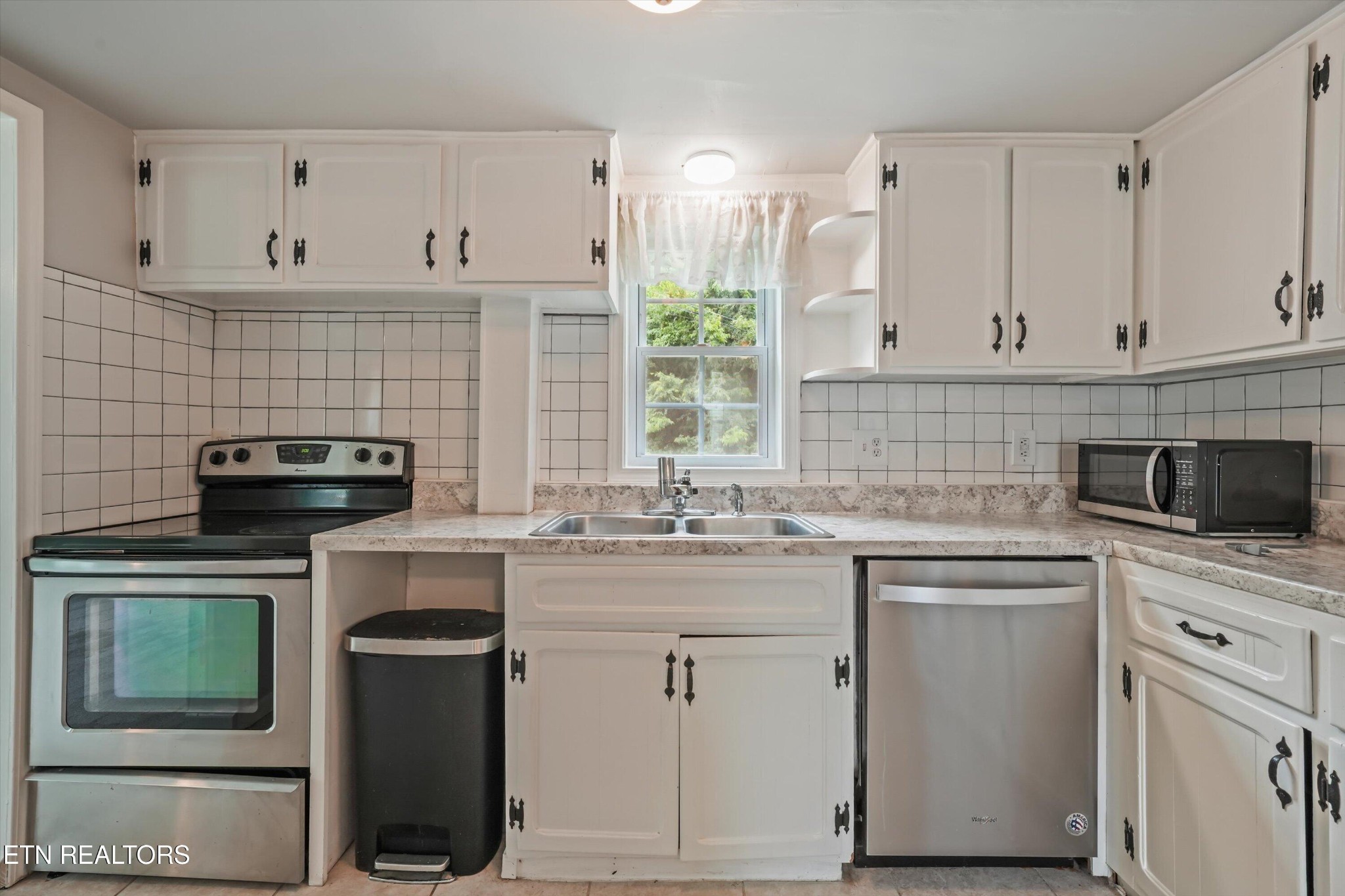 224 Oak Rd