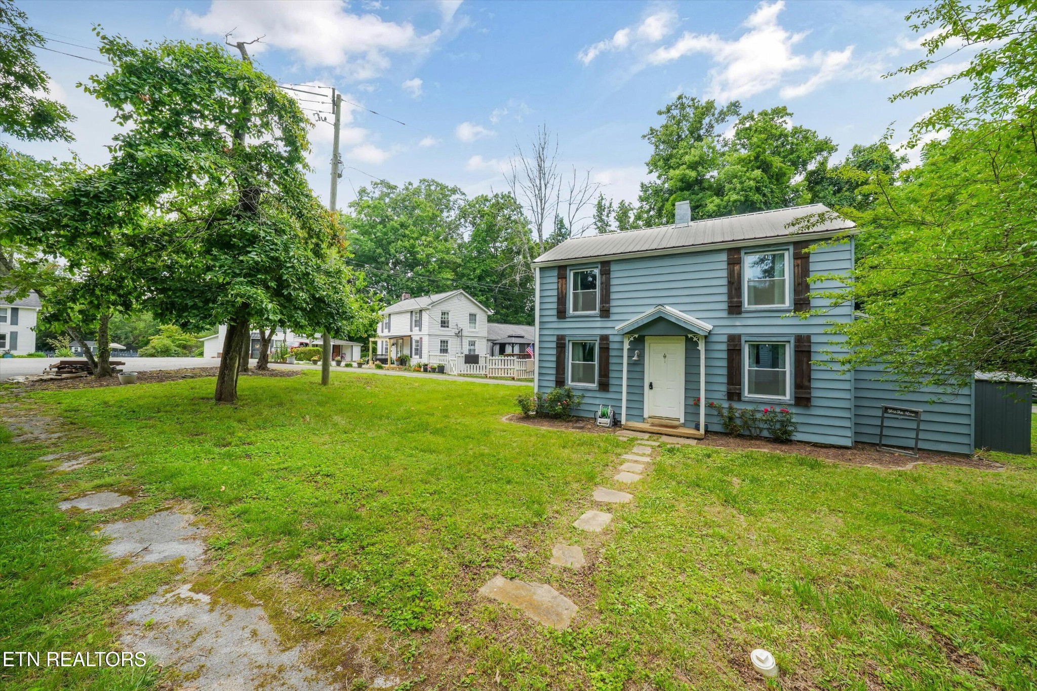 224 Oak Rd