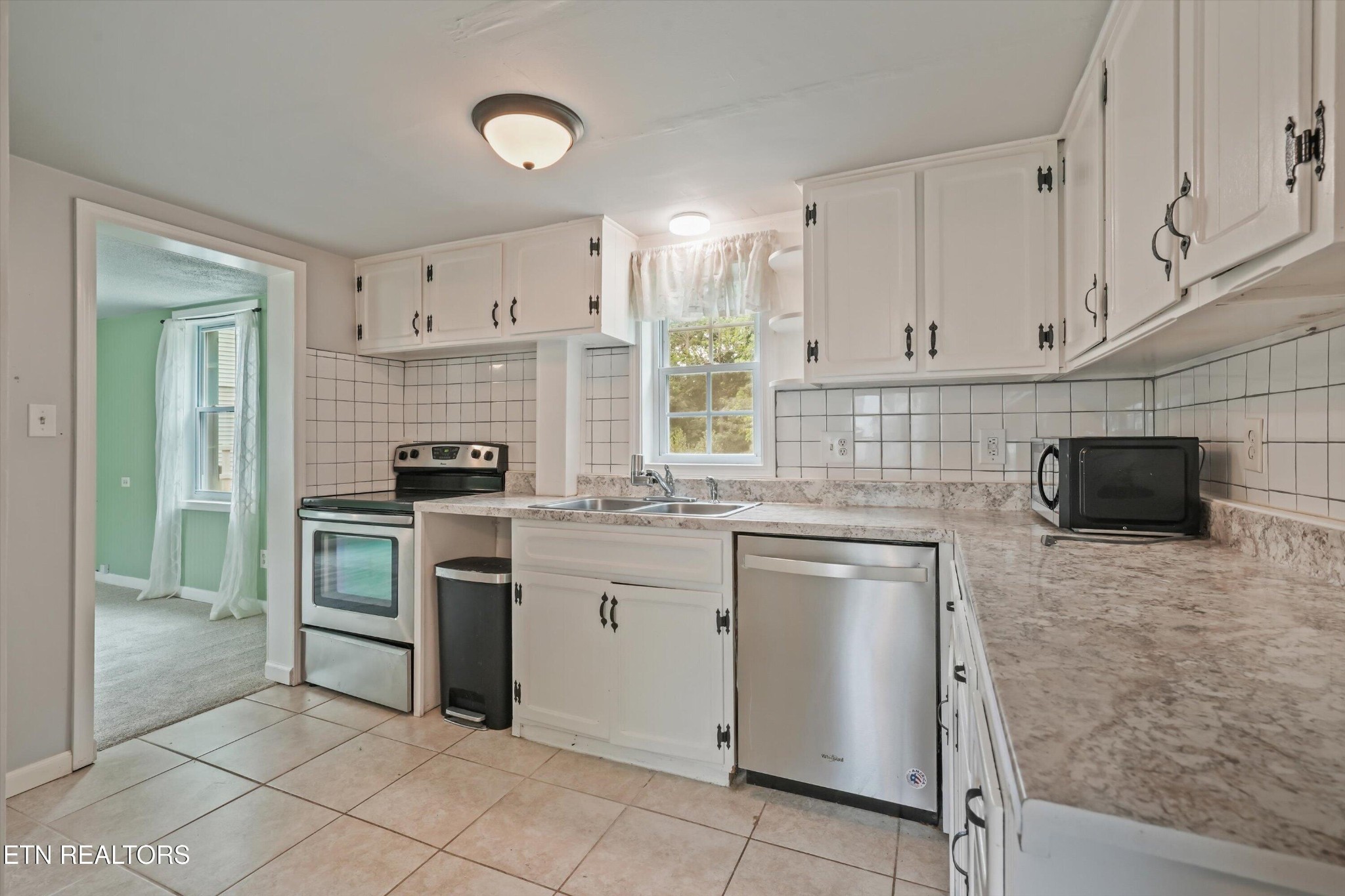 224 Oak Rd