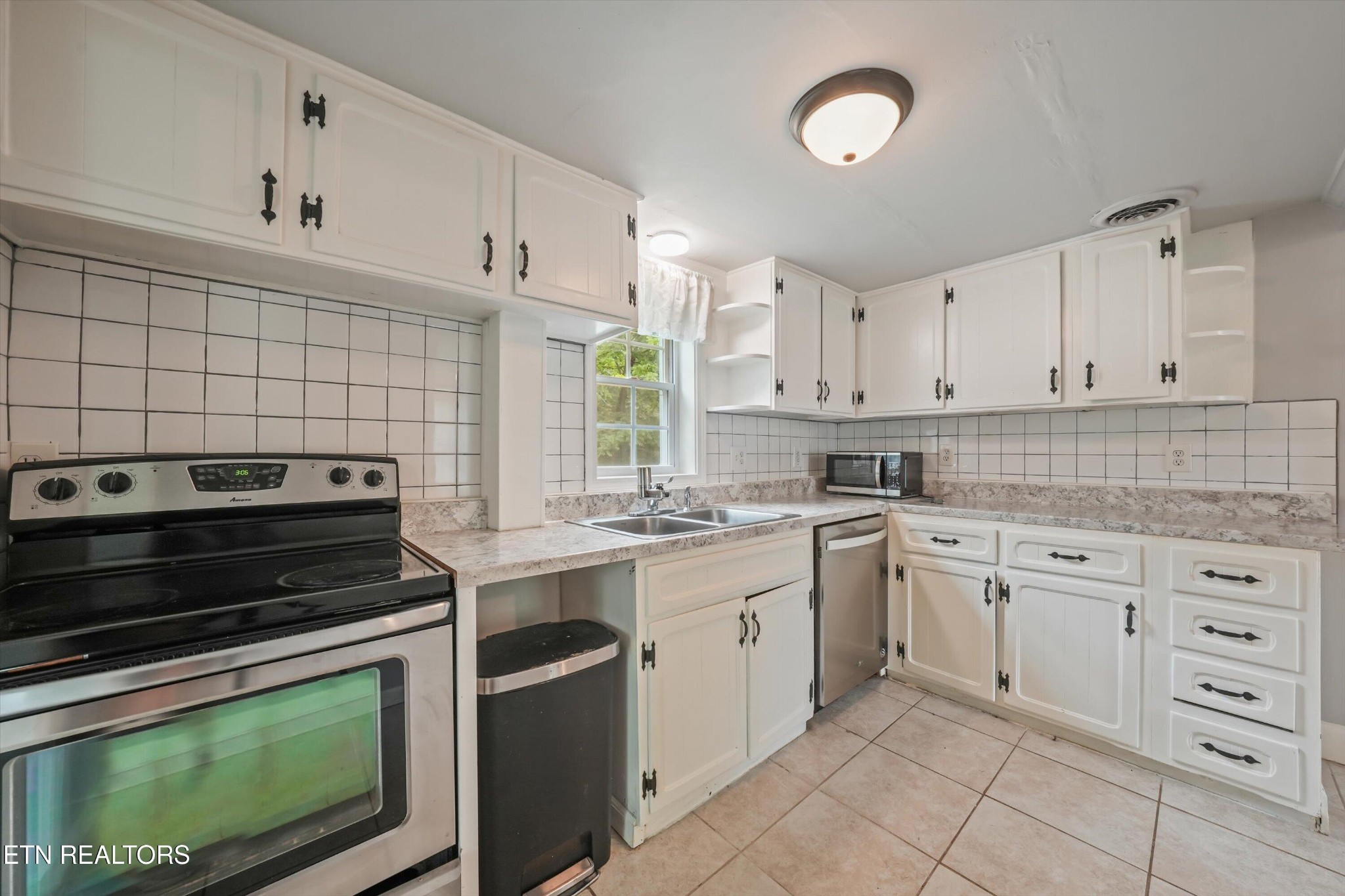 224 Oak Rd