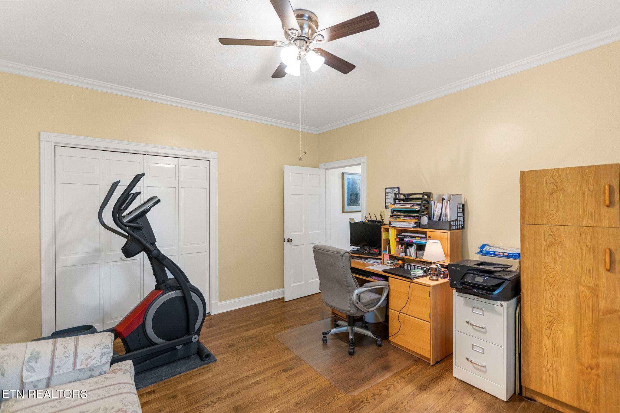 5227 Beverly Oaks Drive