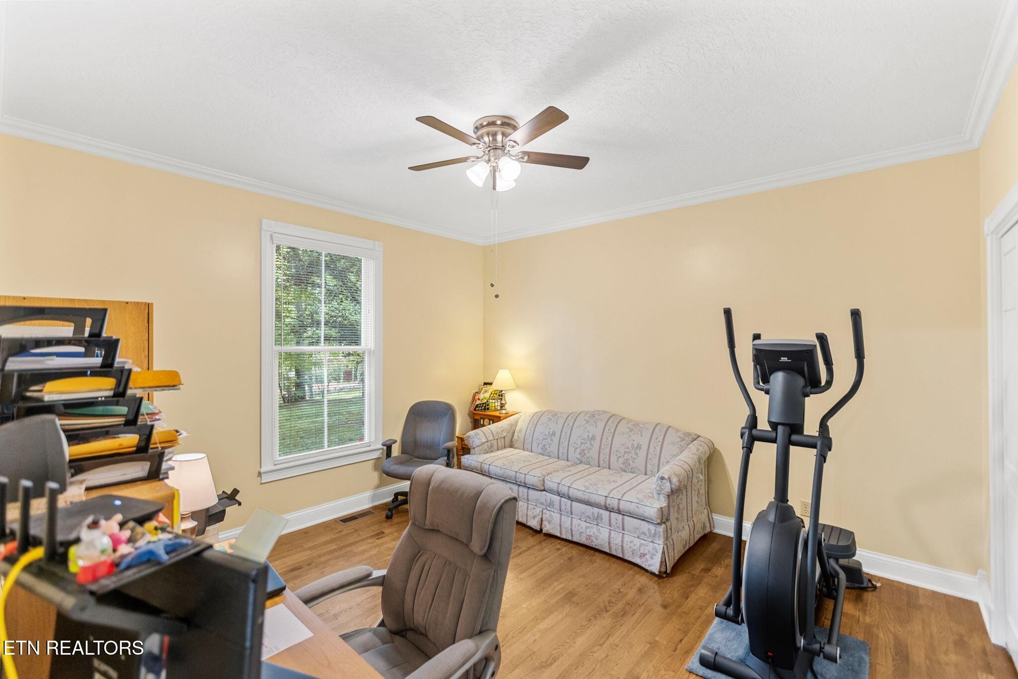 5227 Beverly Oaks Drive