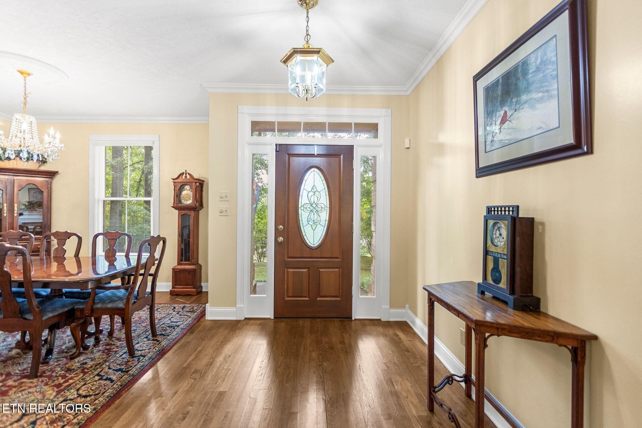 5227 Beverly Oaks Drive