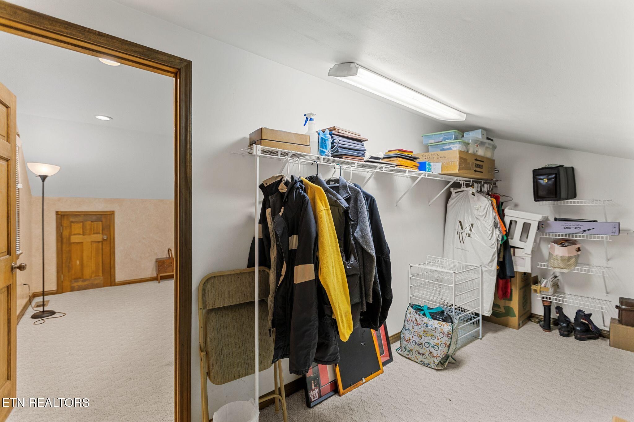 5227 Beverly Oaks Drive