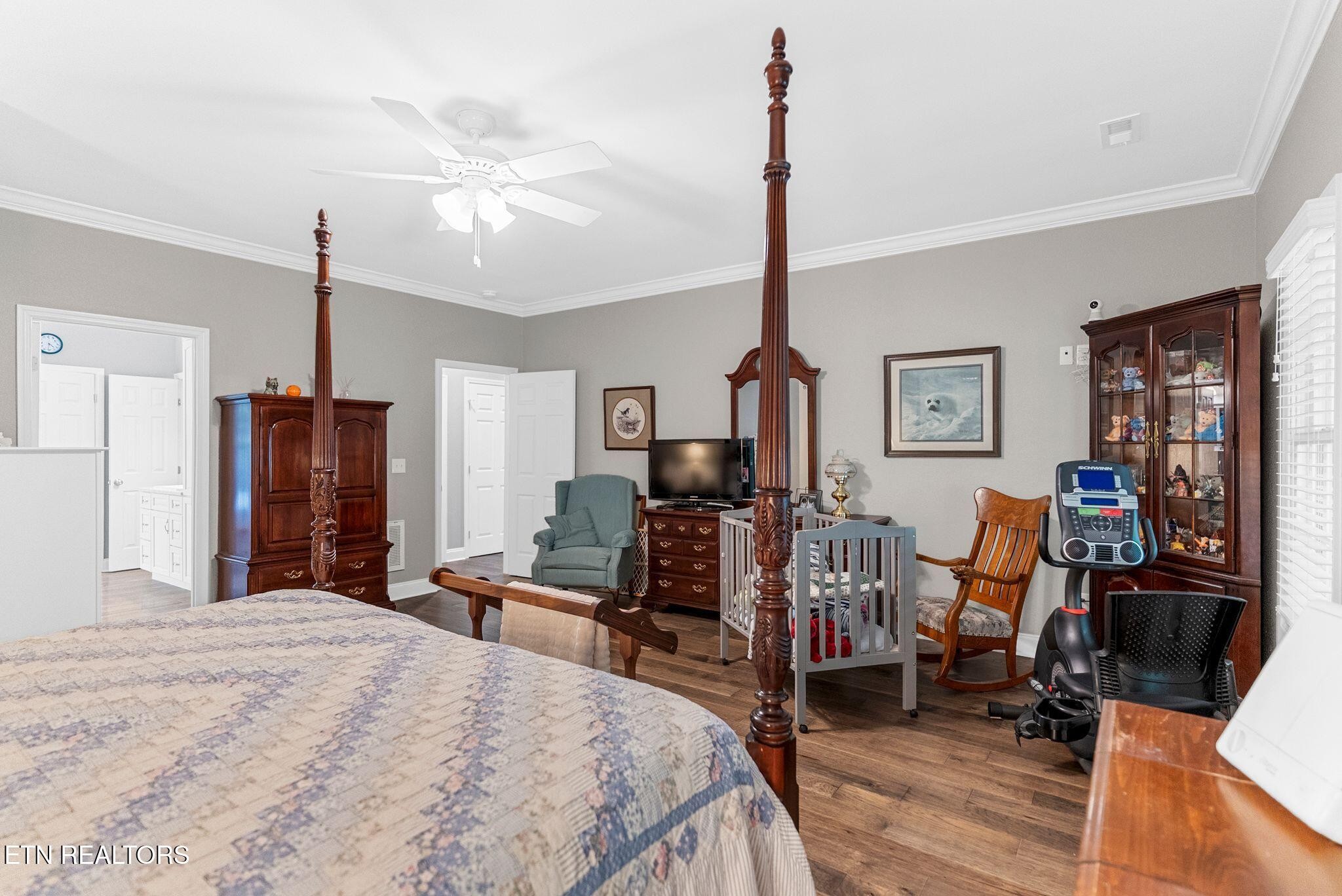 3045 Port Royal Lane