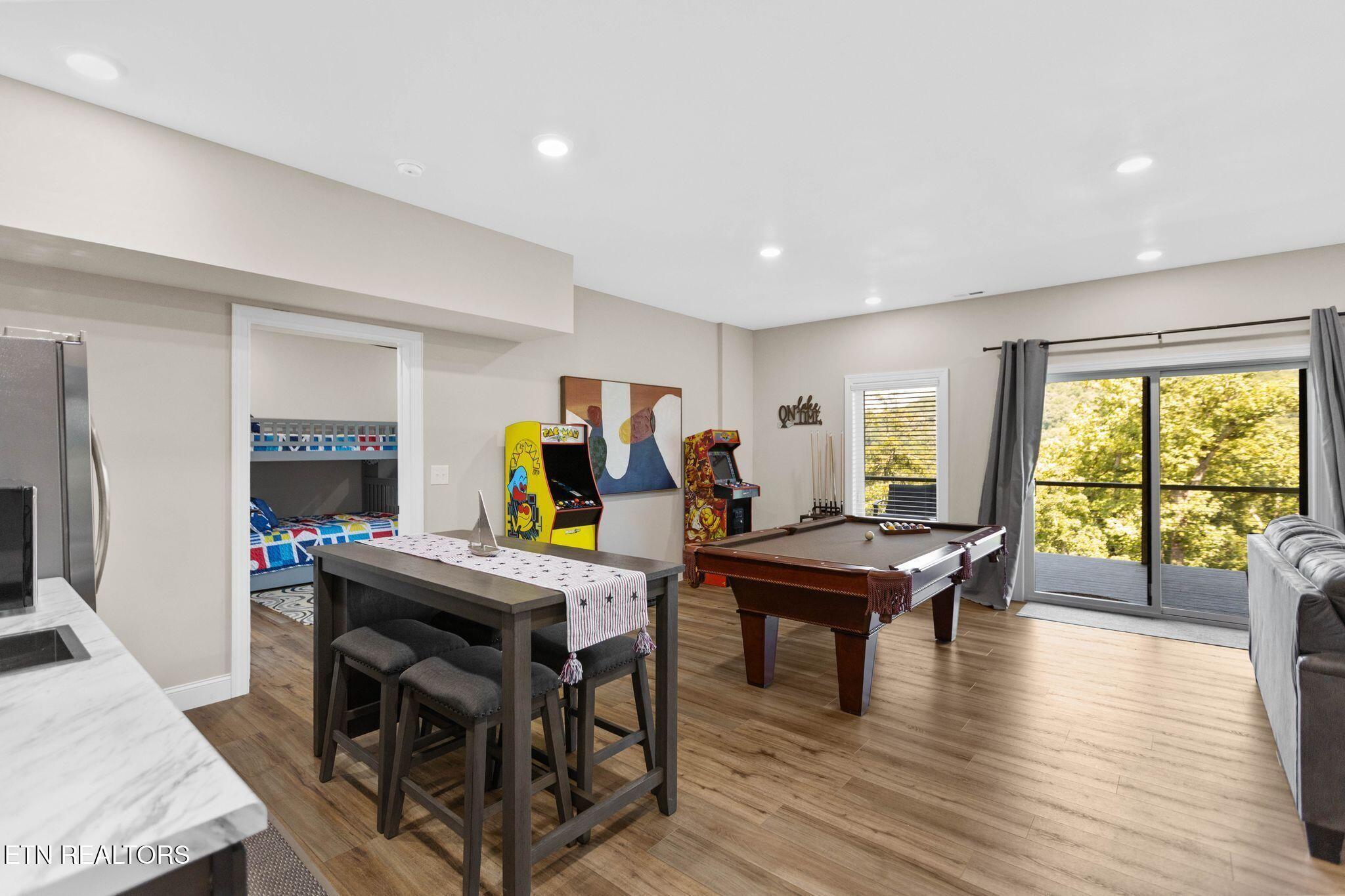 552 Fox Ridge Lane
