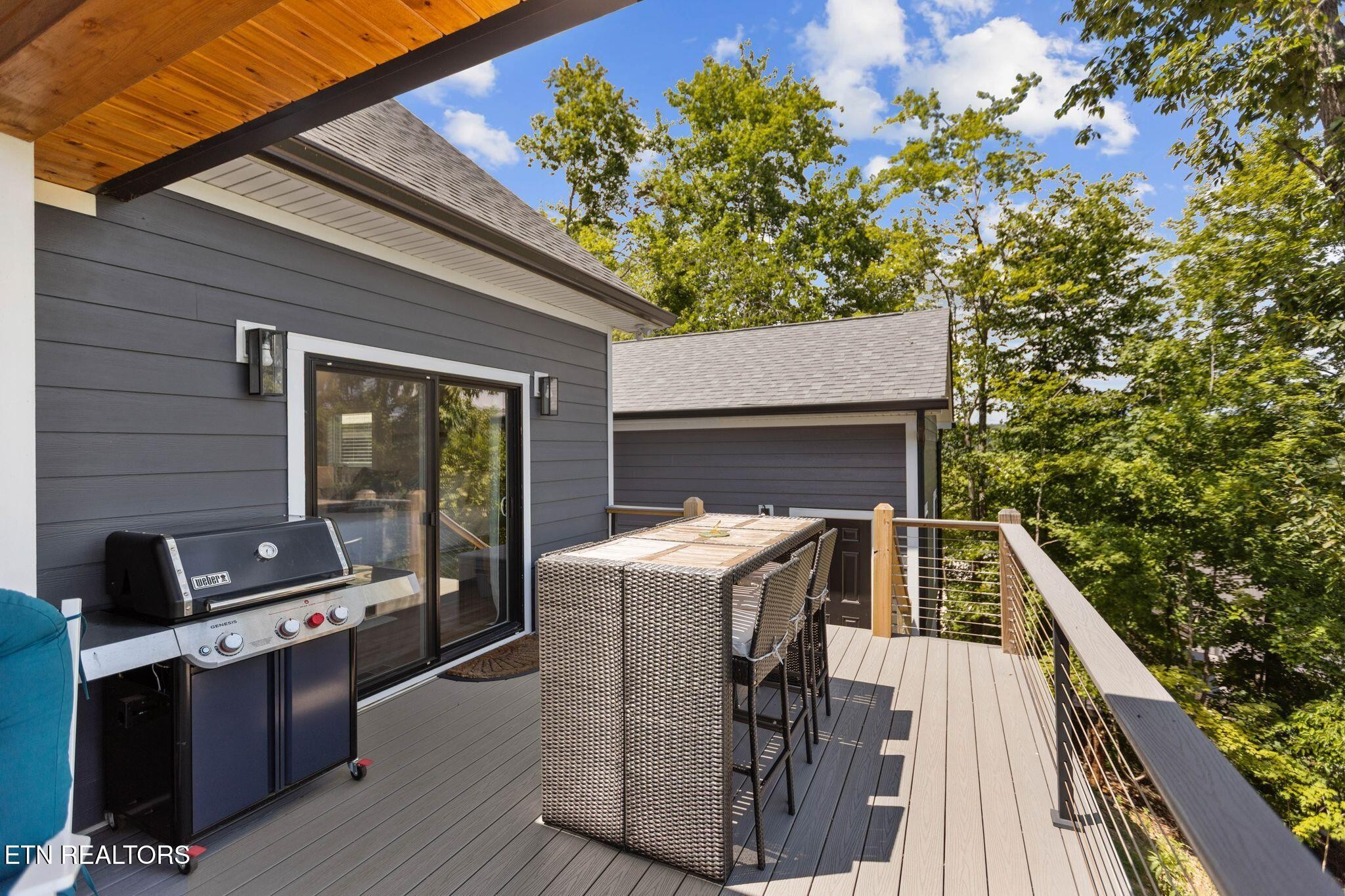552 Fox Ridge Lane