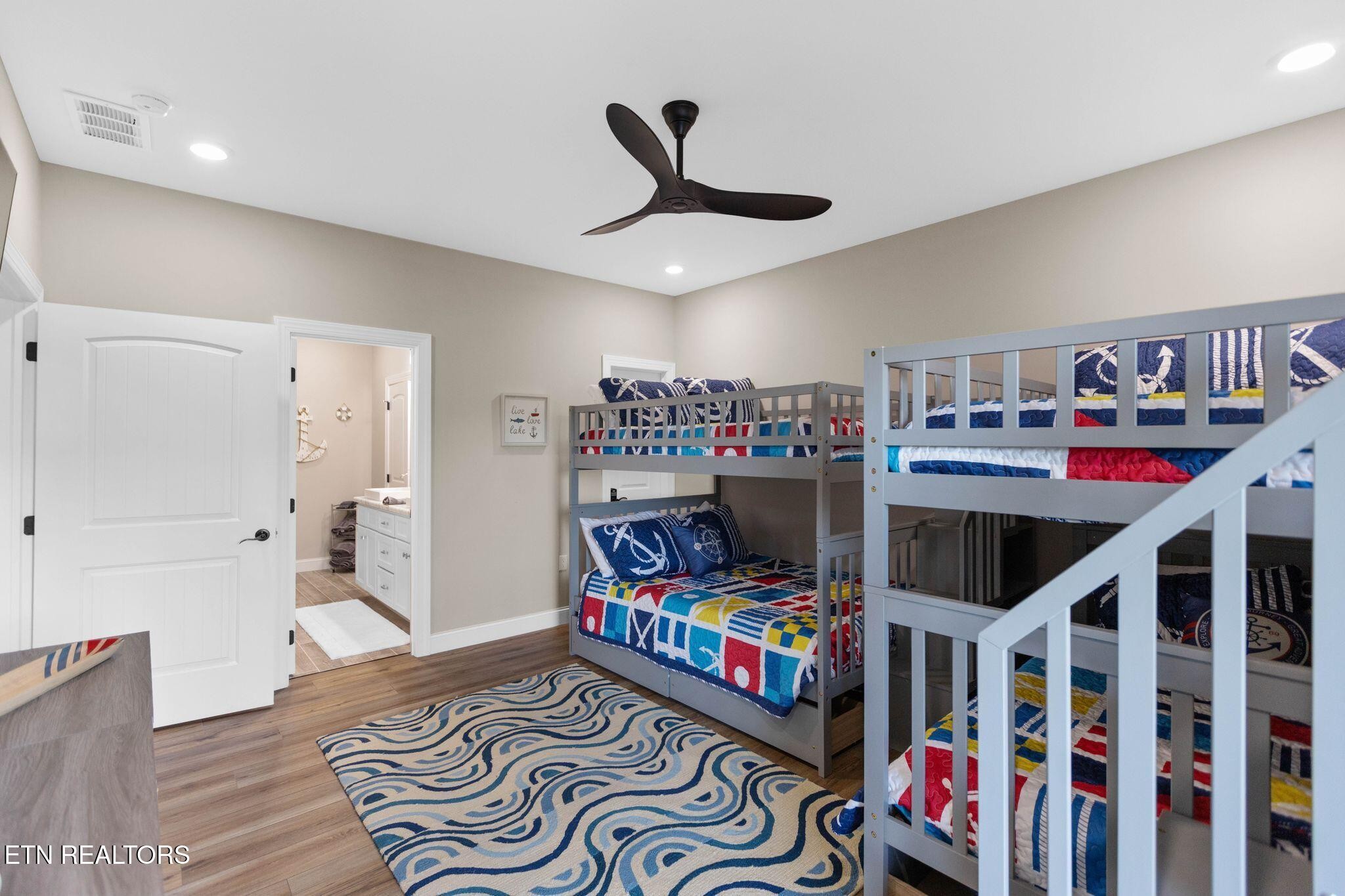 552 Fox Ridge Lane