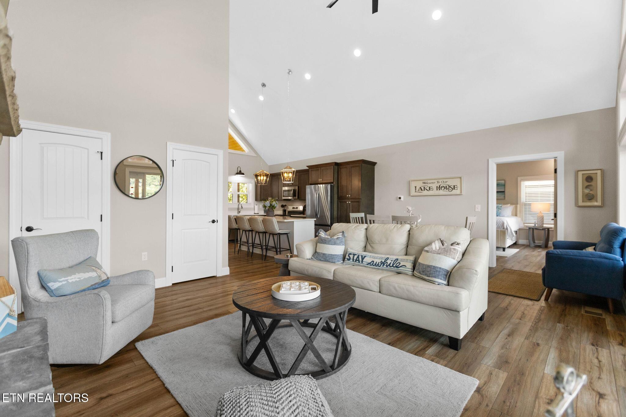 552 Fox Ridge Lane