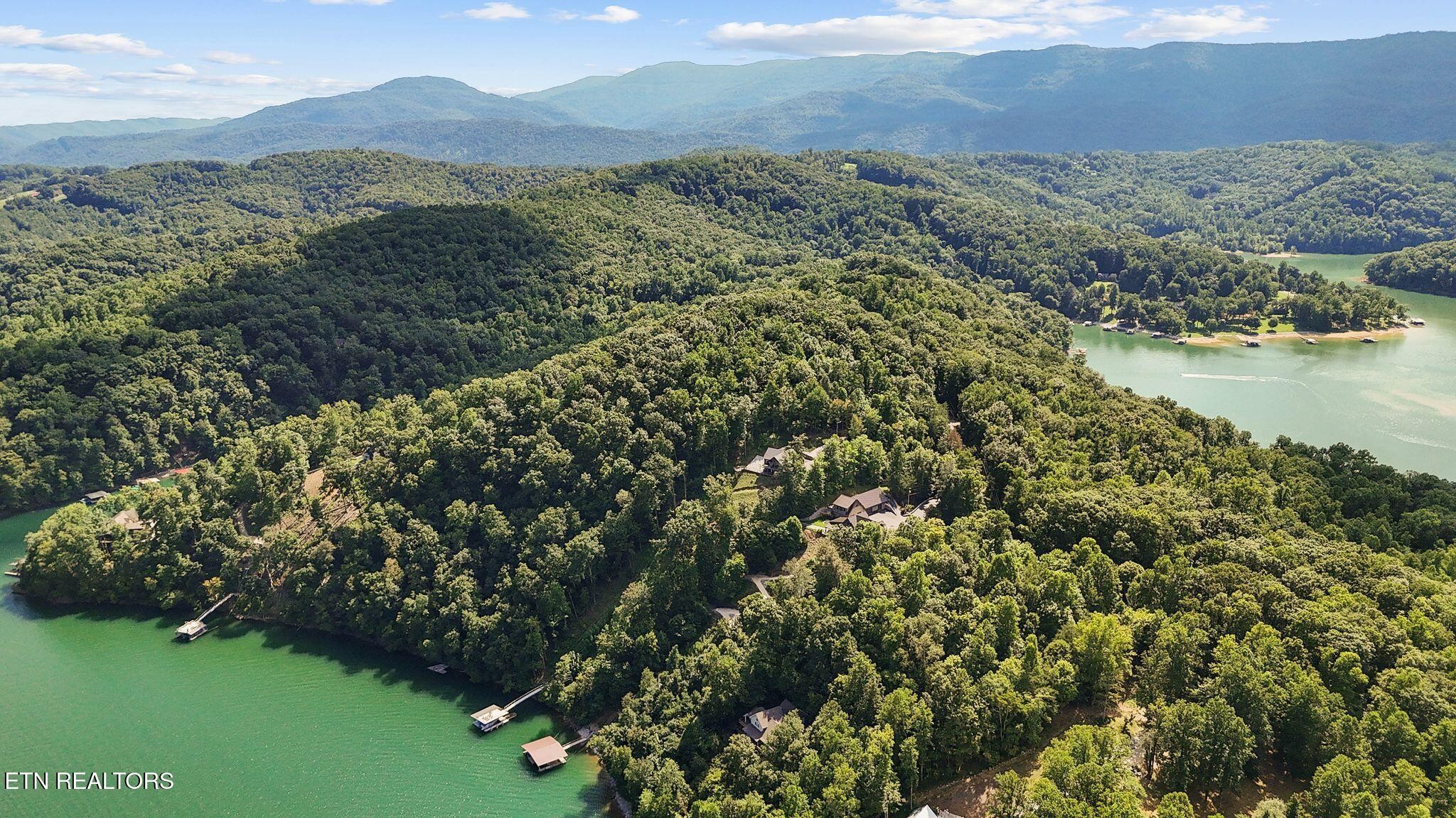 552 Fox Ridge Lane