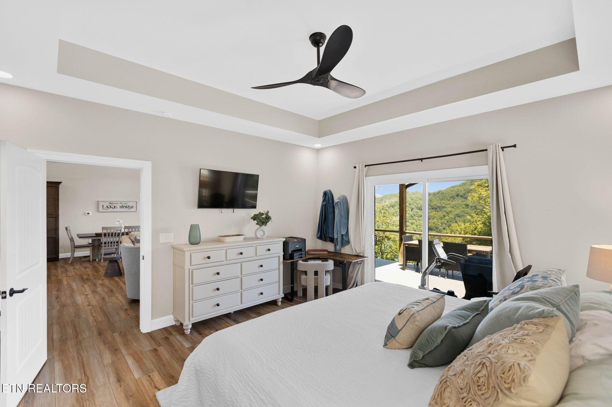 552 Fox Ridge Lane