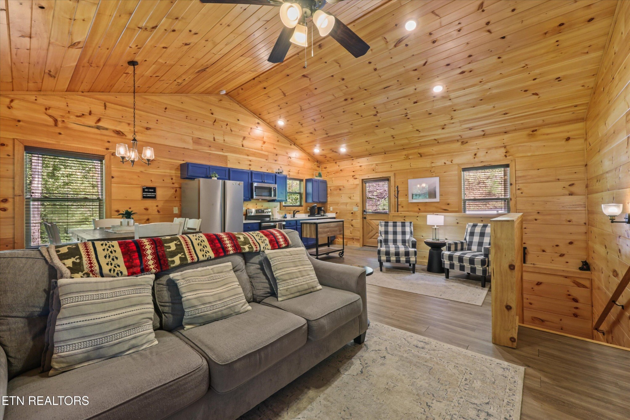 1613 Bluff Ridge Rd