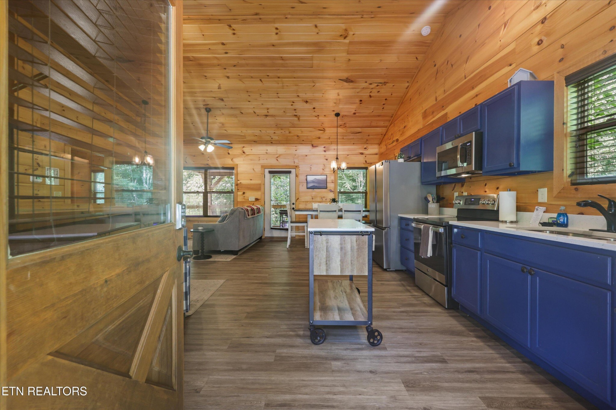 1613 Bluff Ridge Rd