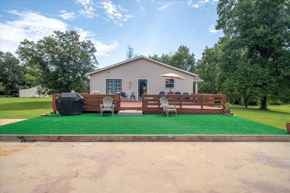 527 Clax Branch Rd