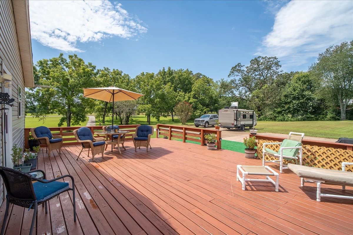 527 Clax Branch Rd