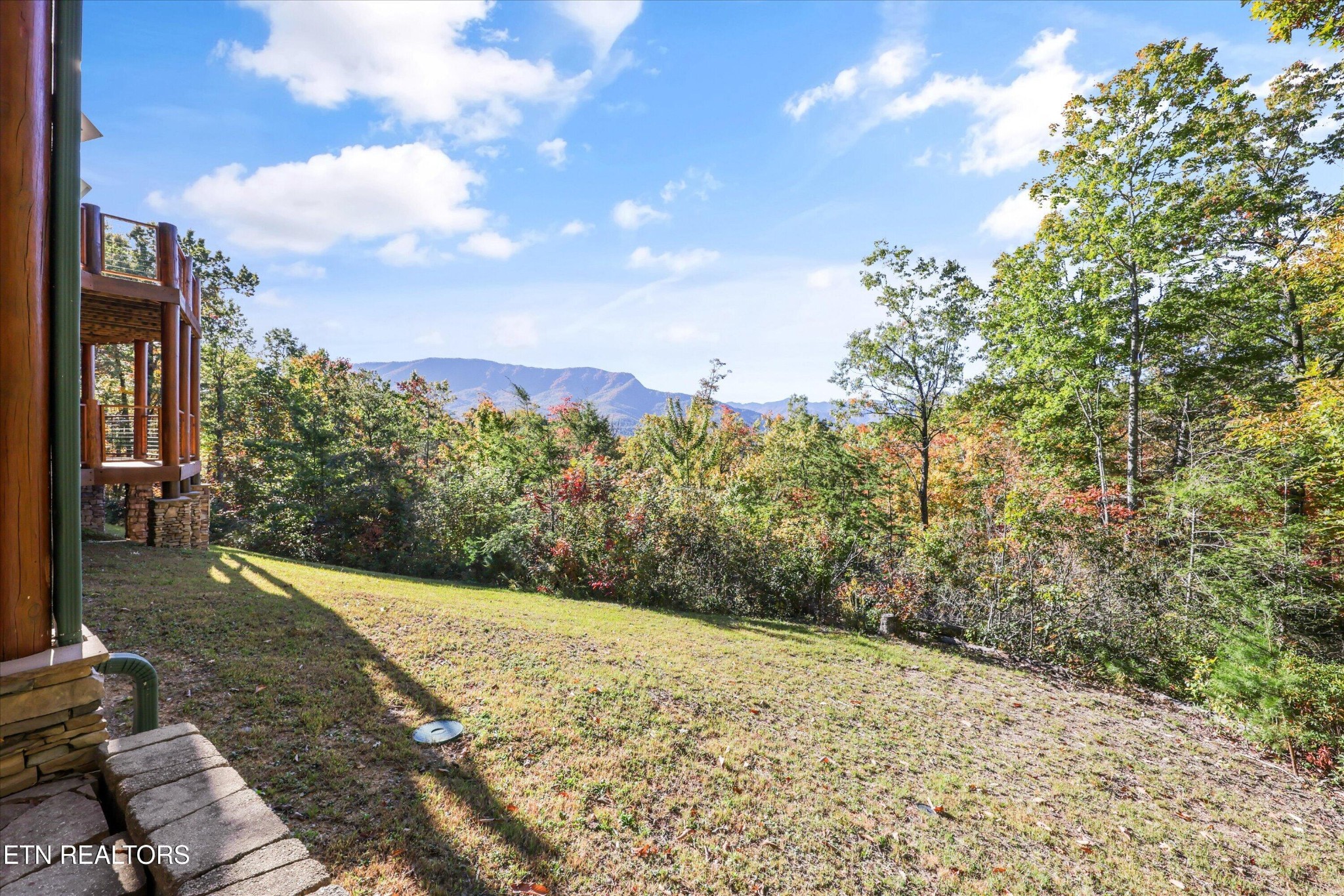 611 Pinnacle Vista Rd