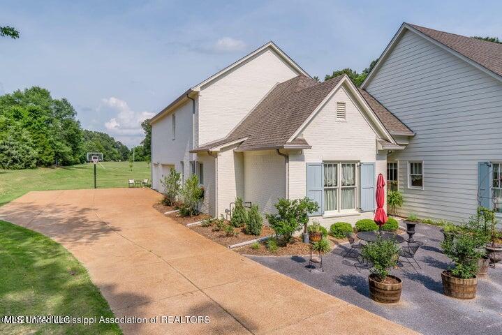 2055 Bright Road