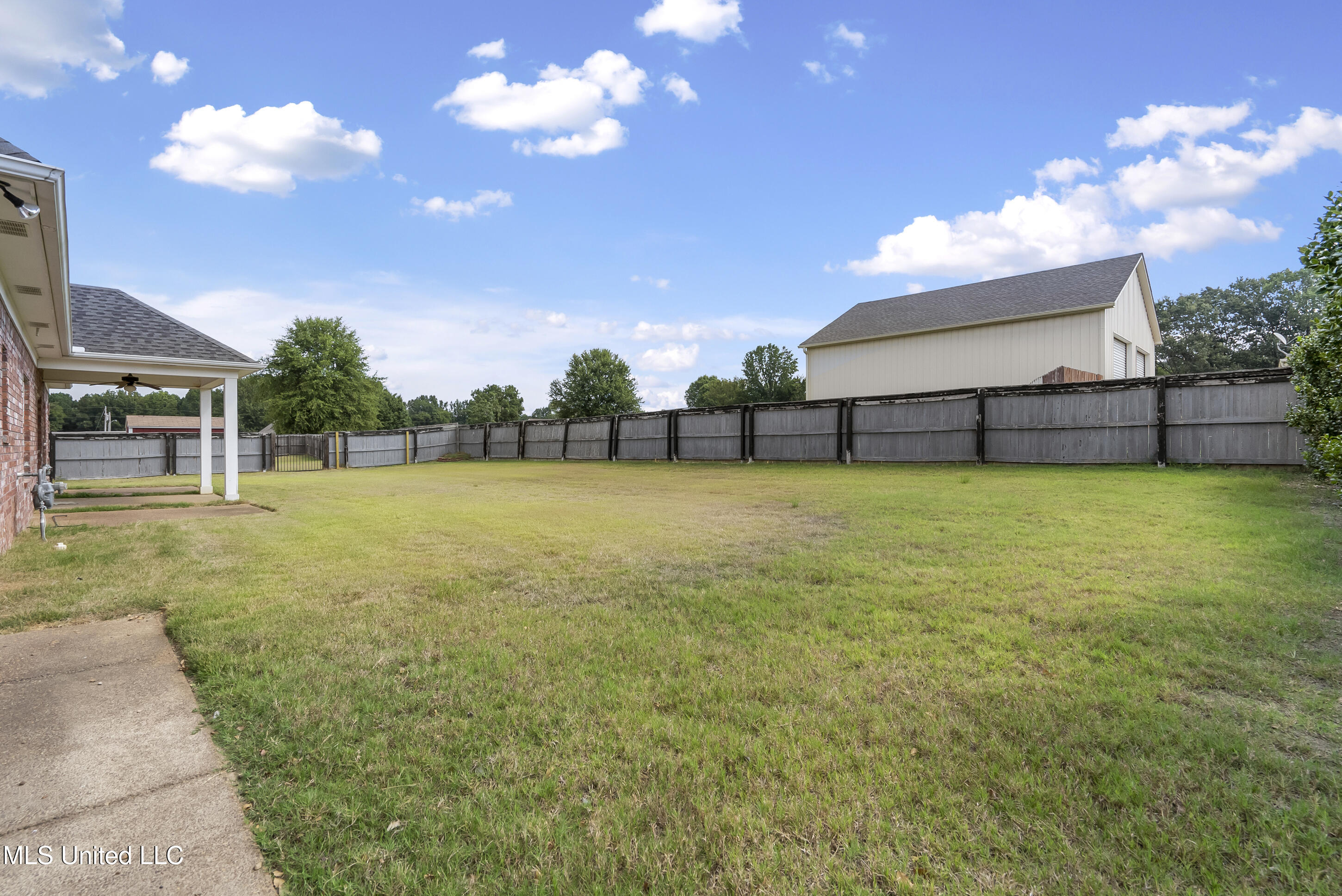 1958 W Lamar Place