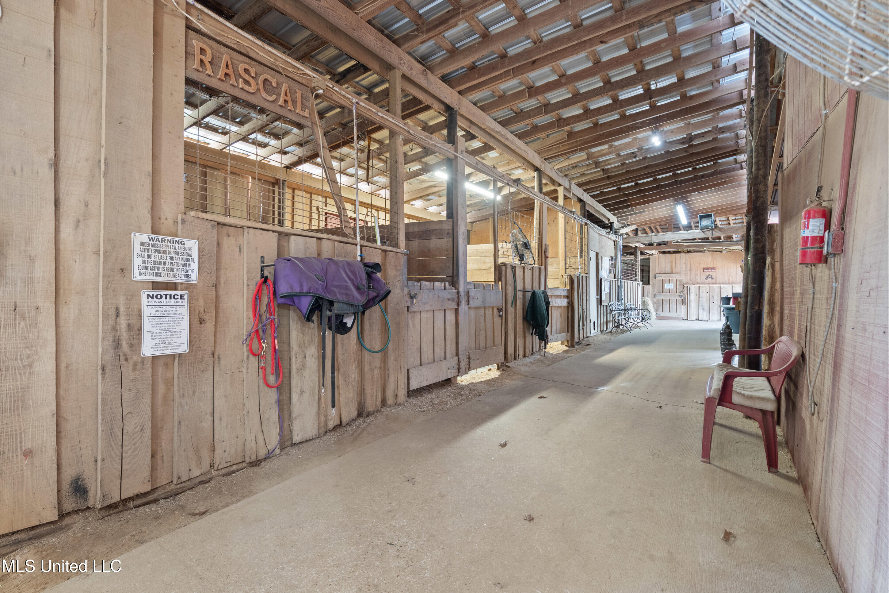 9142 Mineral Wells Road