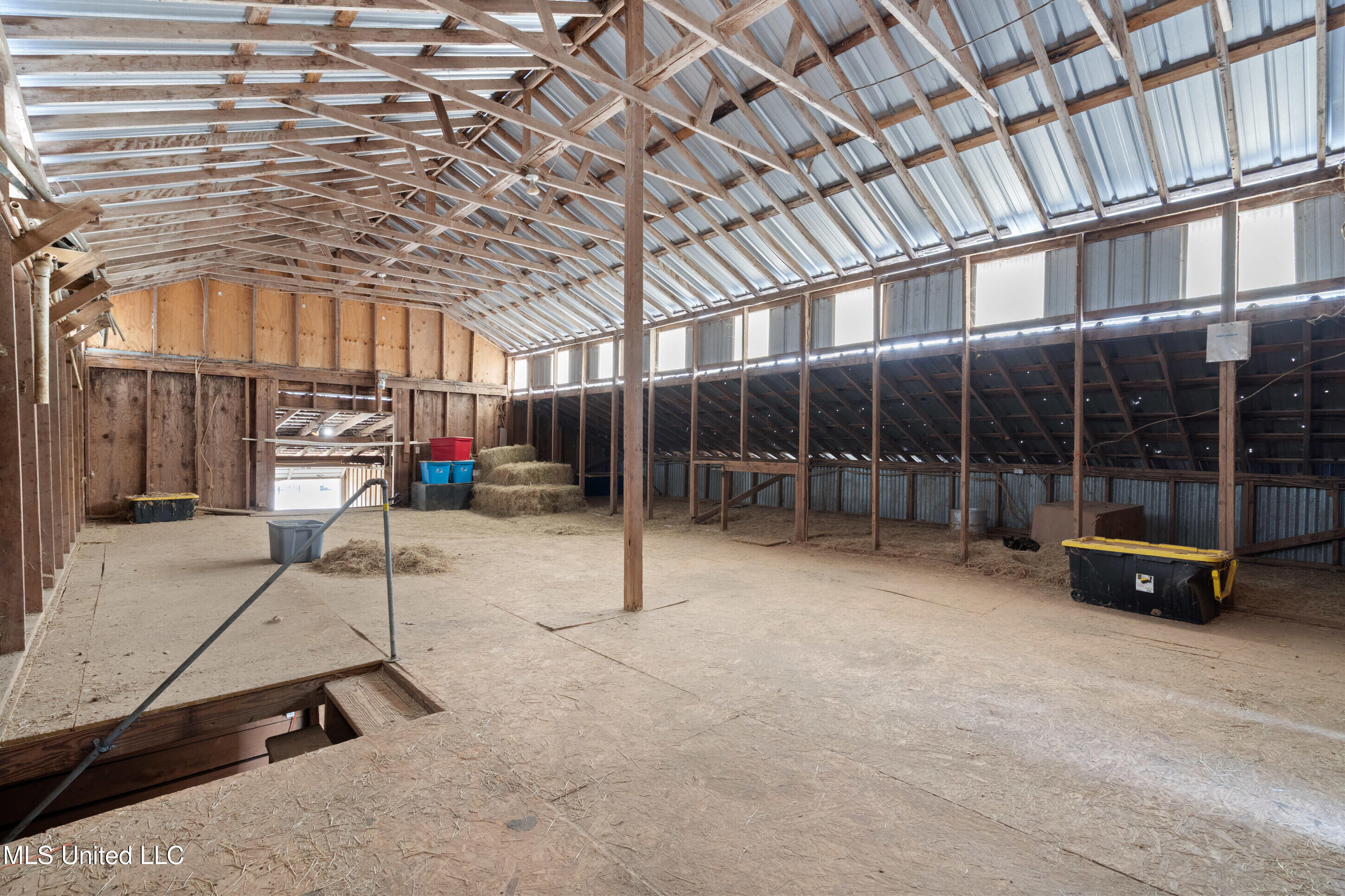 9142 Mineral Wells Road
