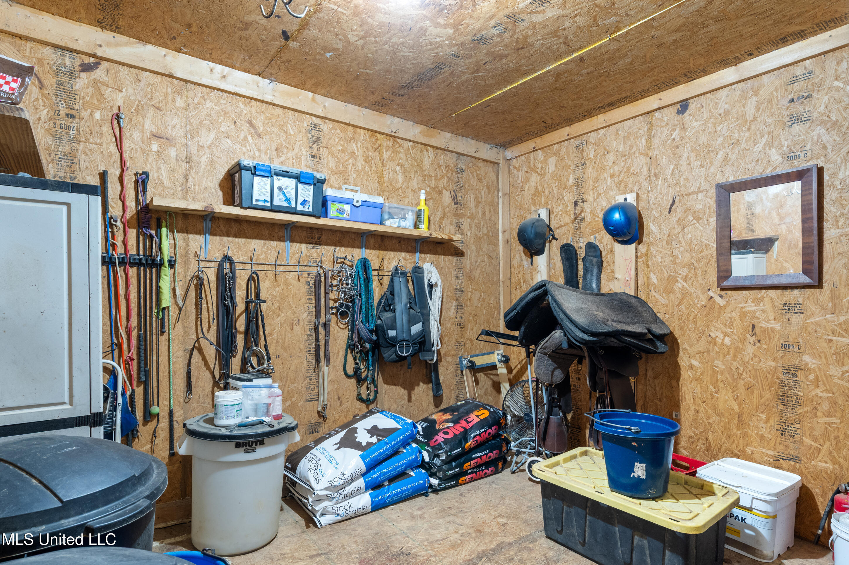 9142 Mineral Wells Road