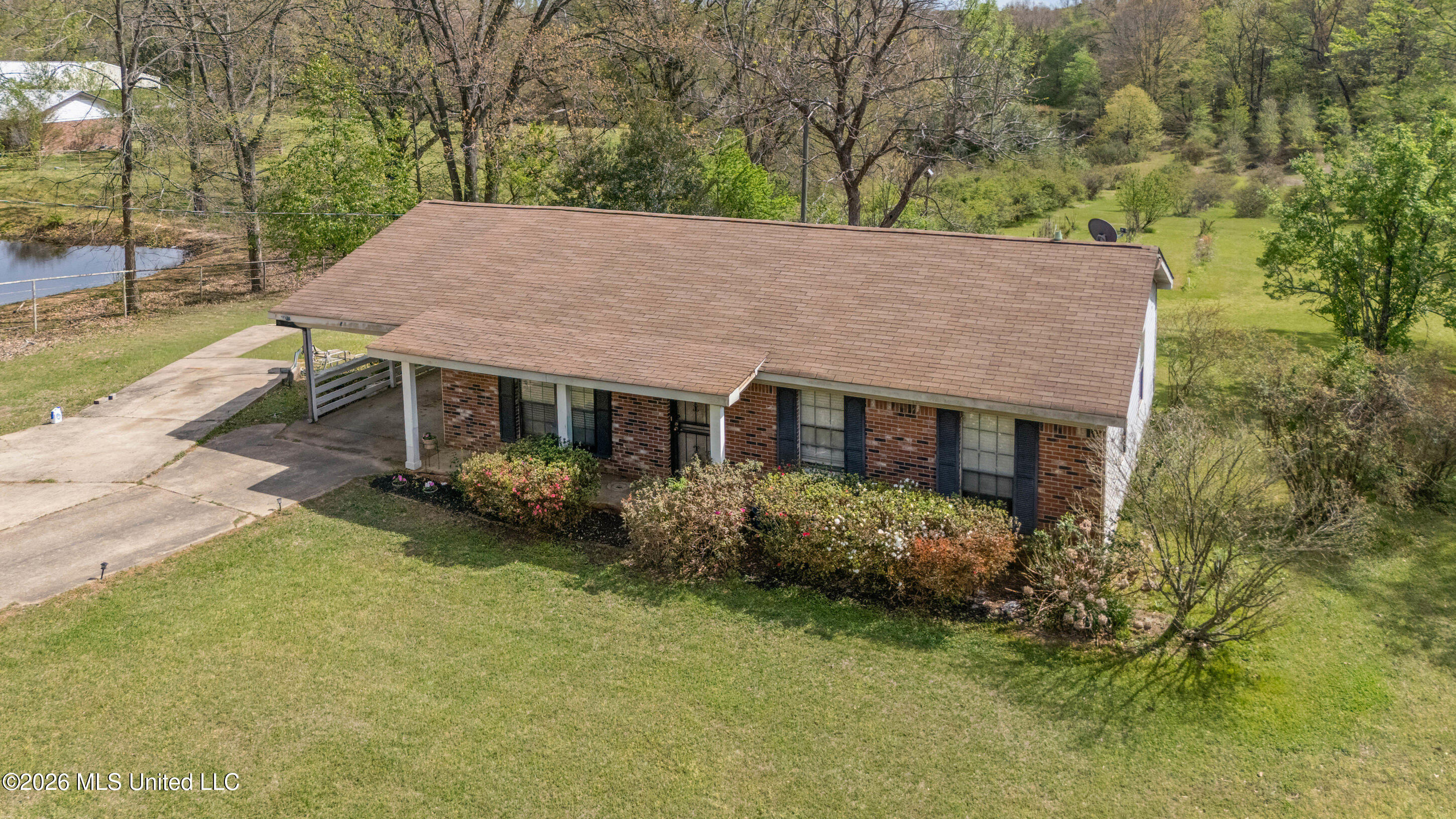 400 Pioneer Village Road