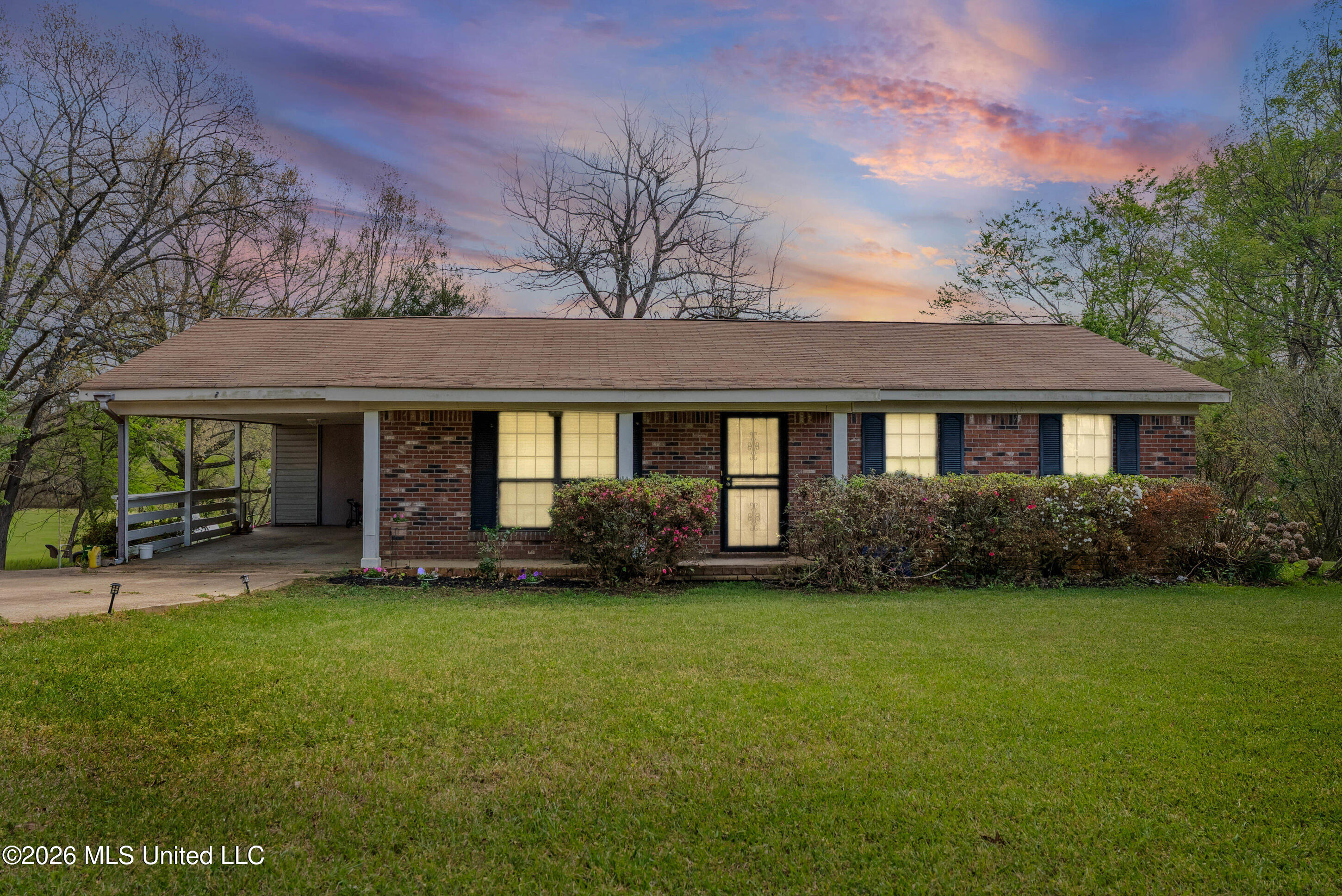 400 Pioneer Village Road