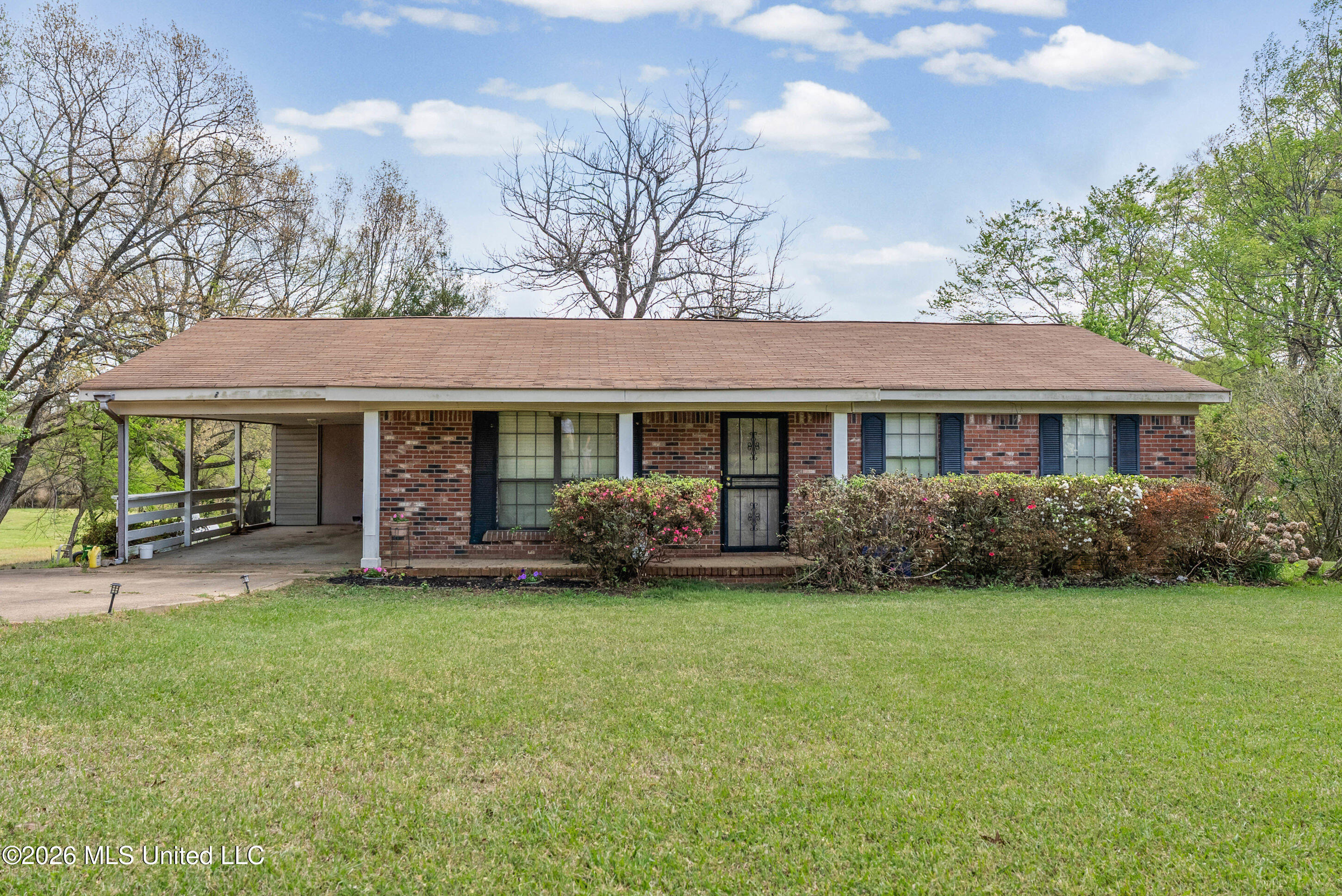 400 Pioneer Village Road