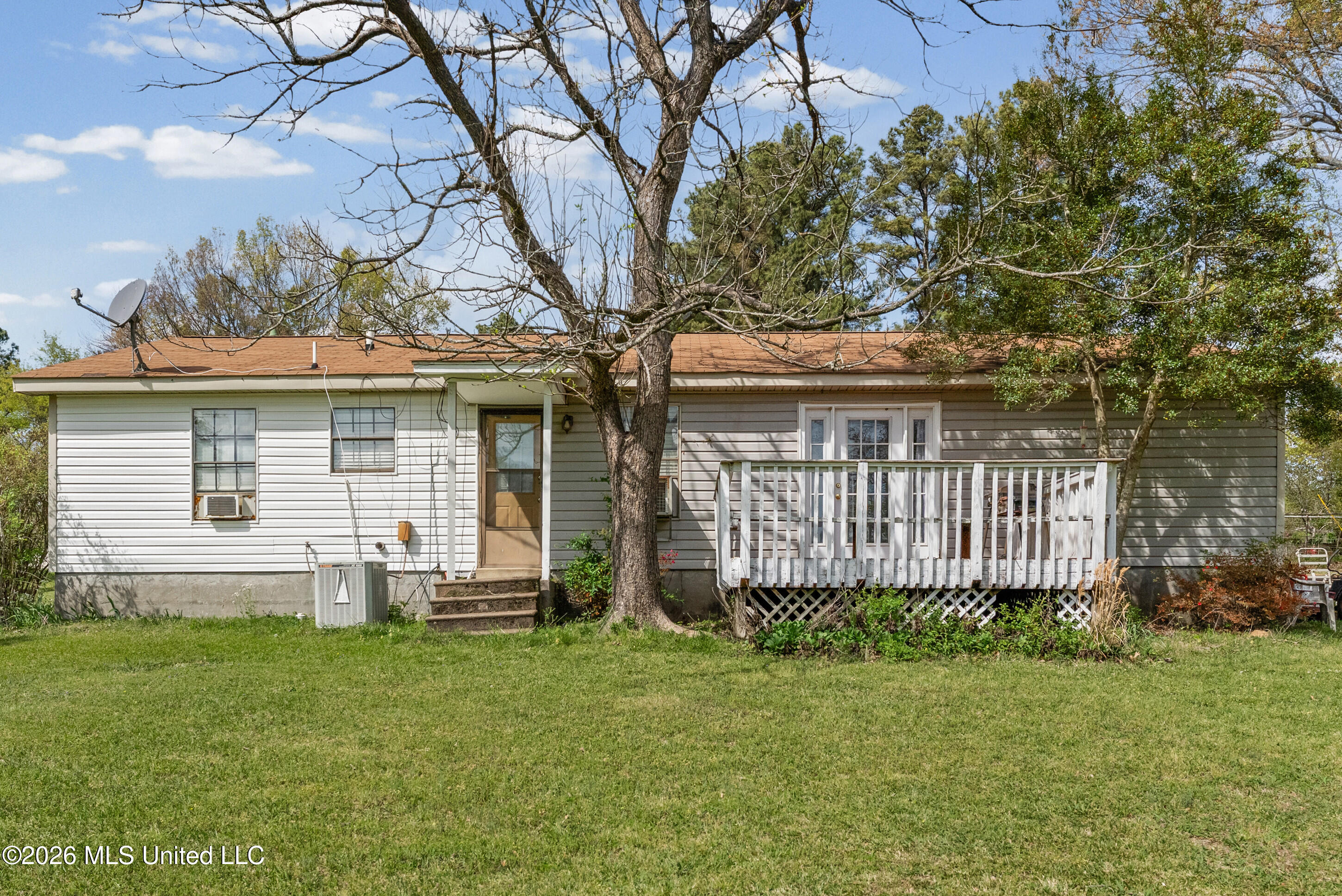 400 Pioneer Village Road