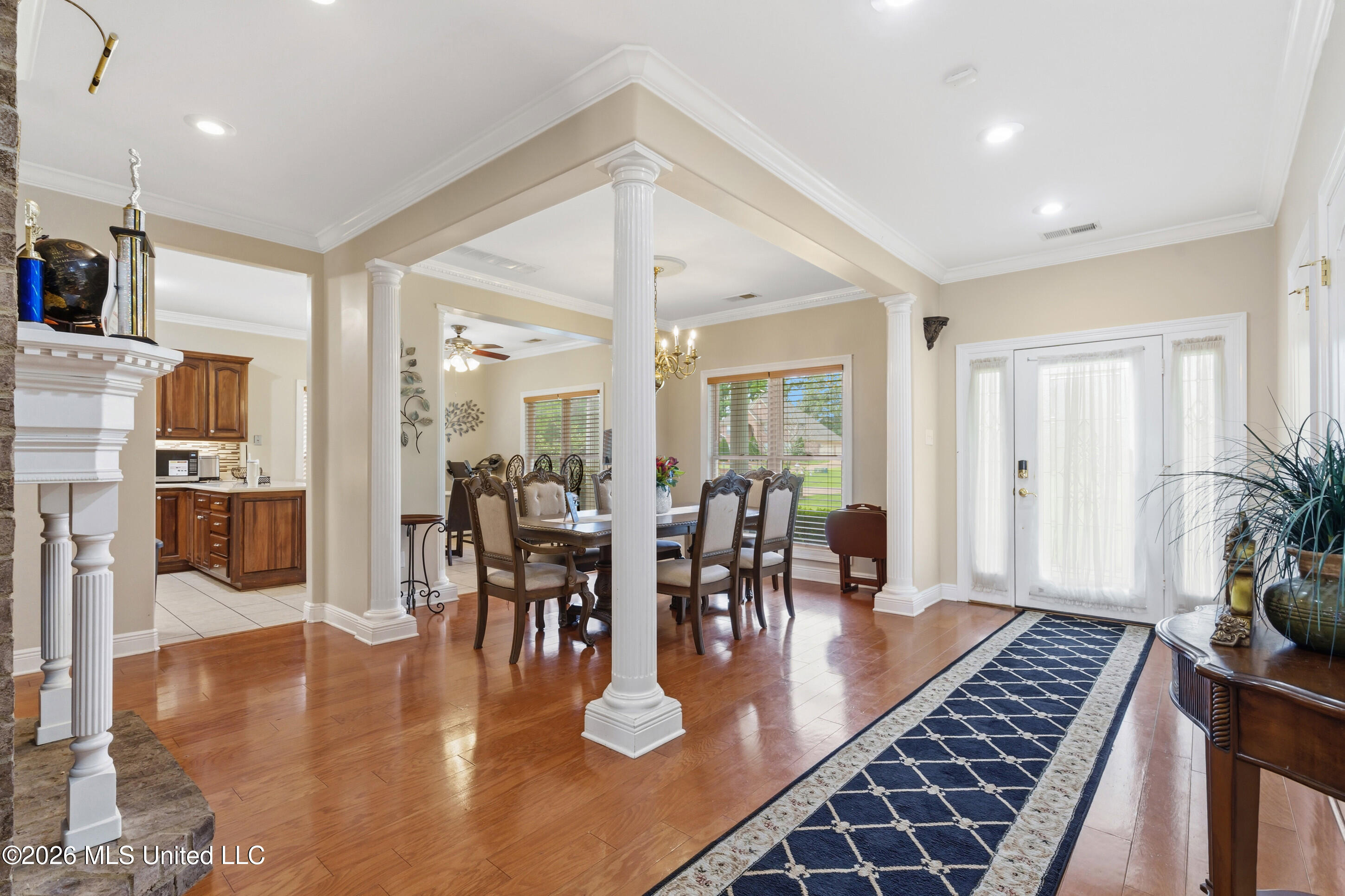 5294 Meadow Pointe Drive