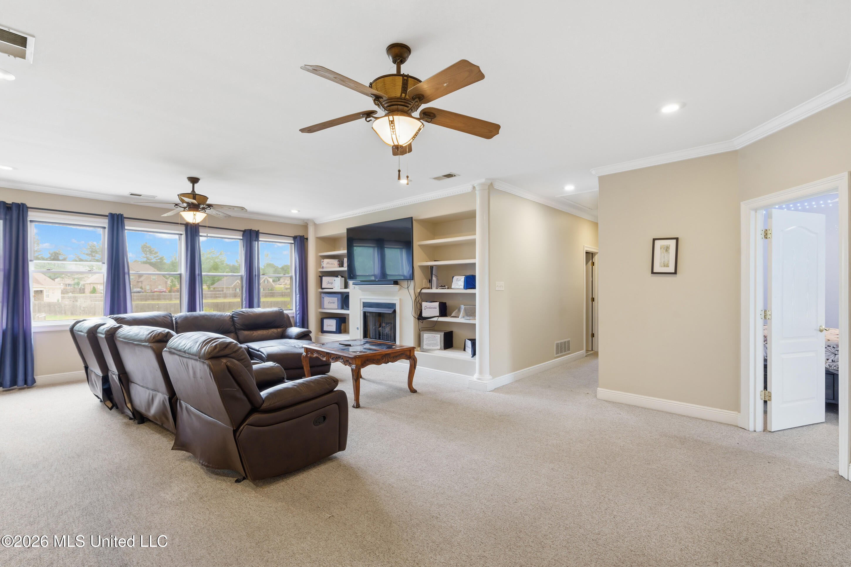 5294 Meadow Pointe Drive