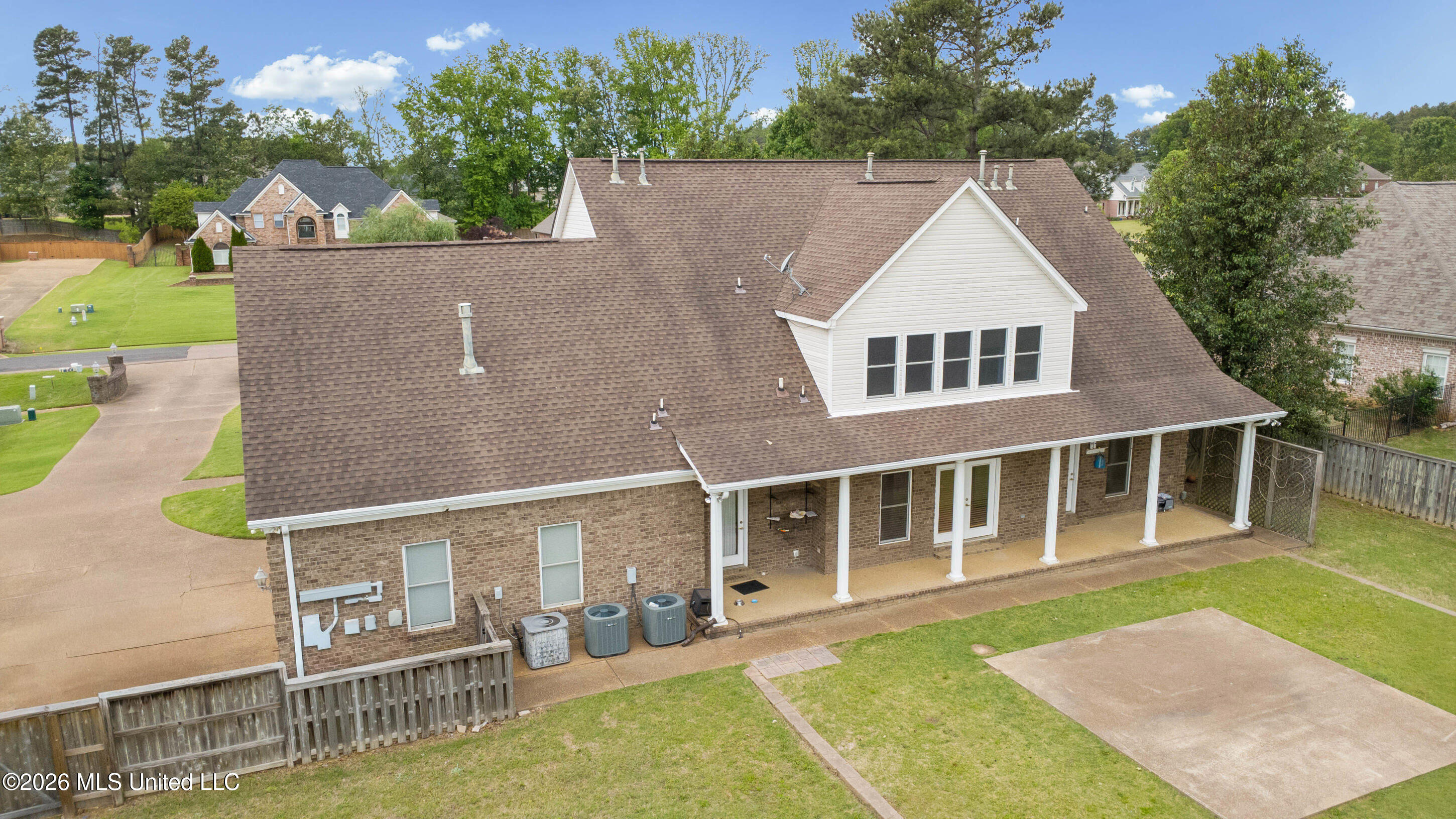 5294 Meadow Pointe Drive
