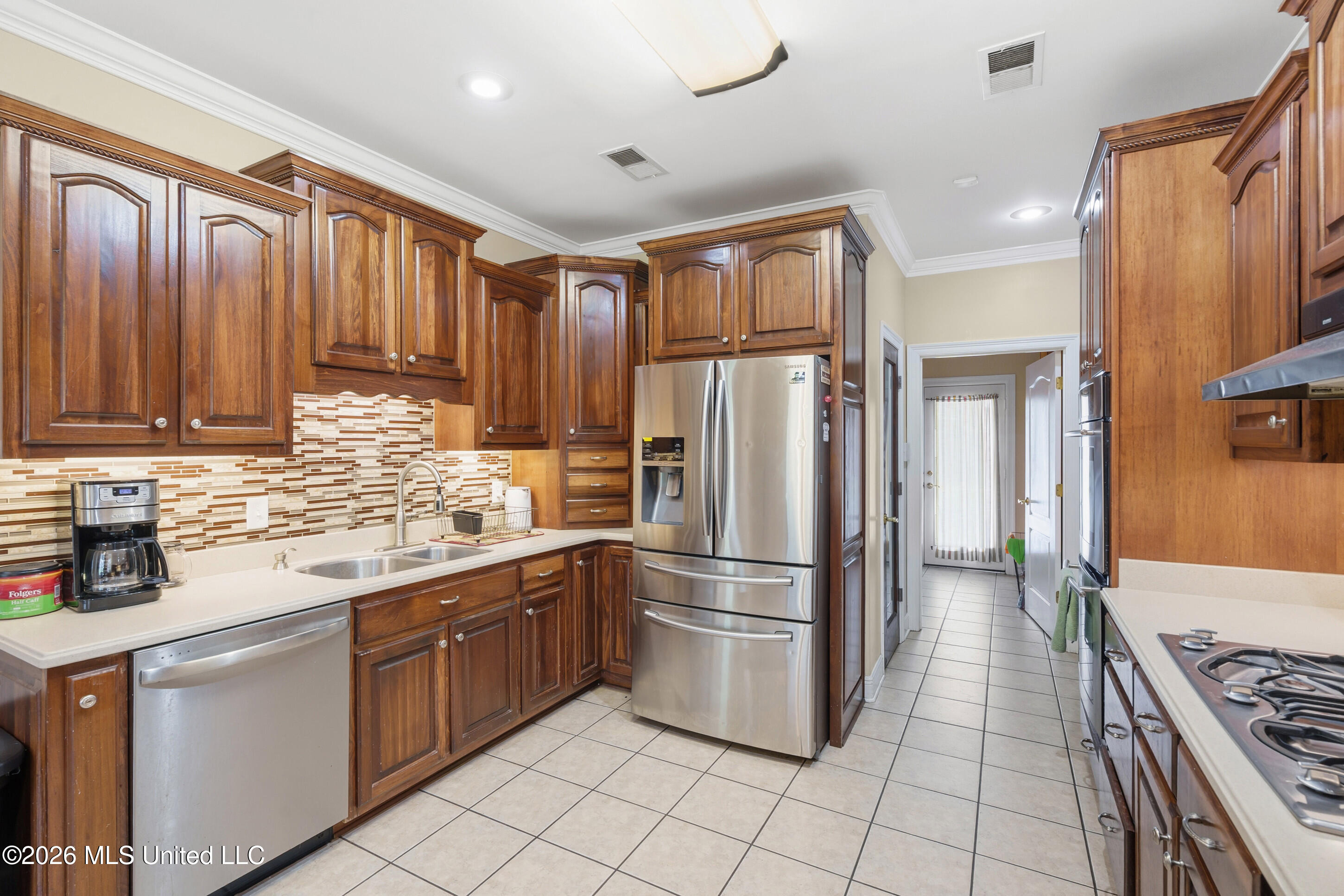 5294 Meadow Pointe Drive
