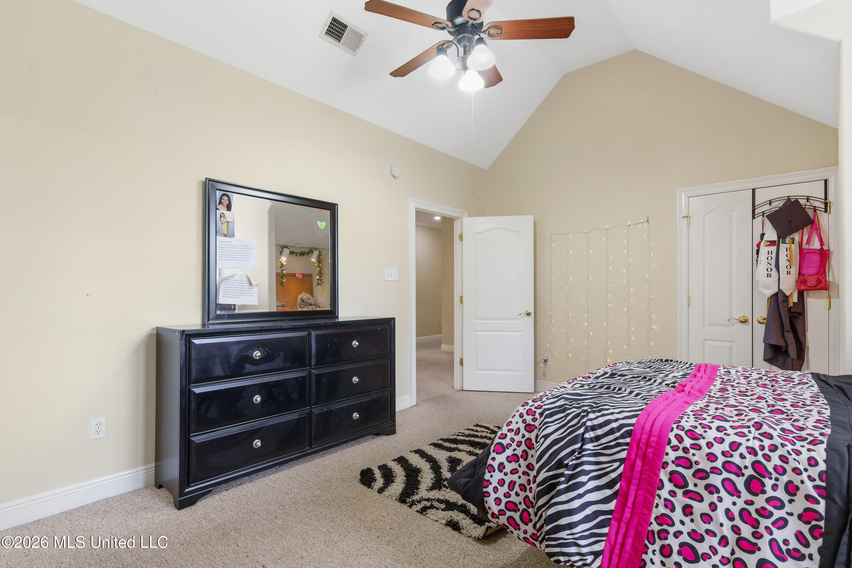 5294 Meadow Pointe Drive