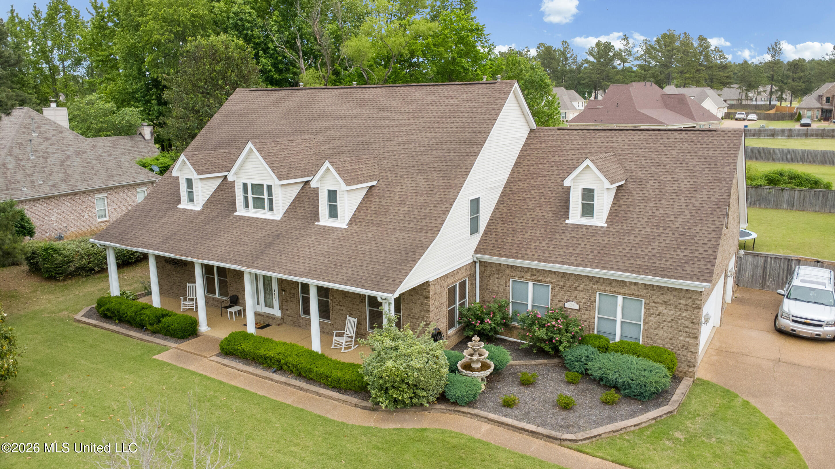 5294 Meadow Pointe Drive