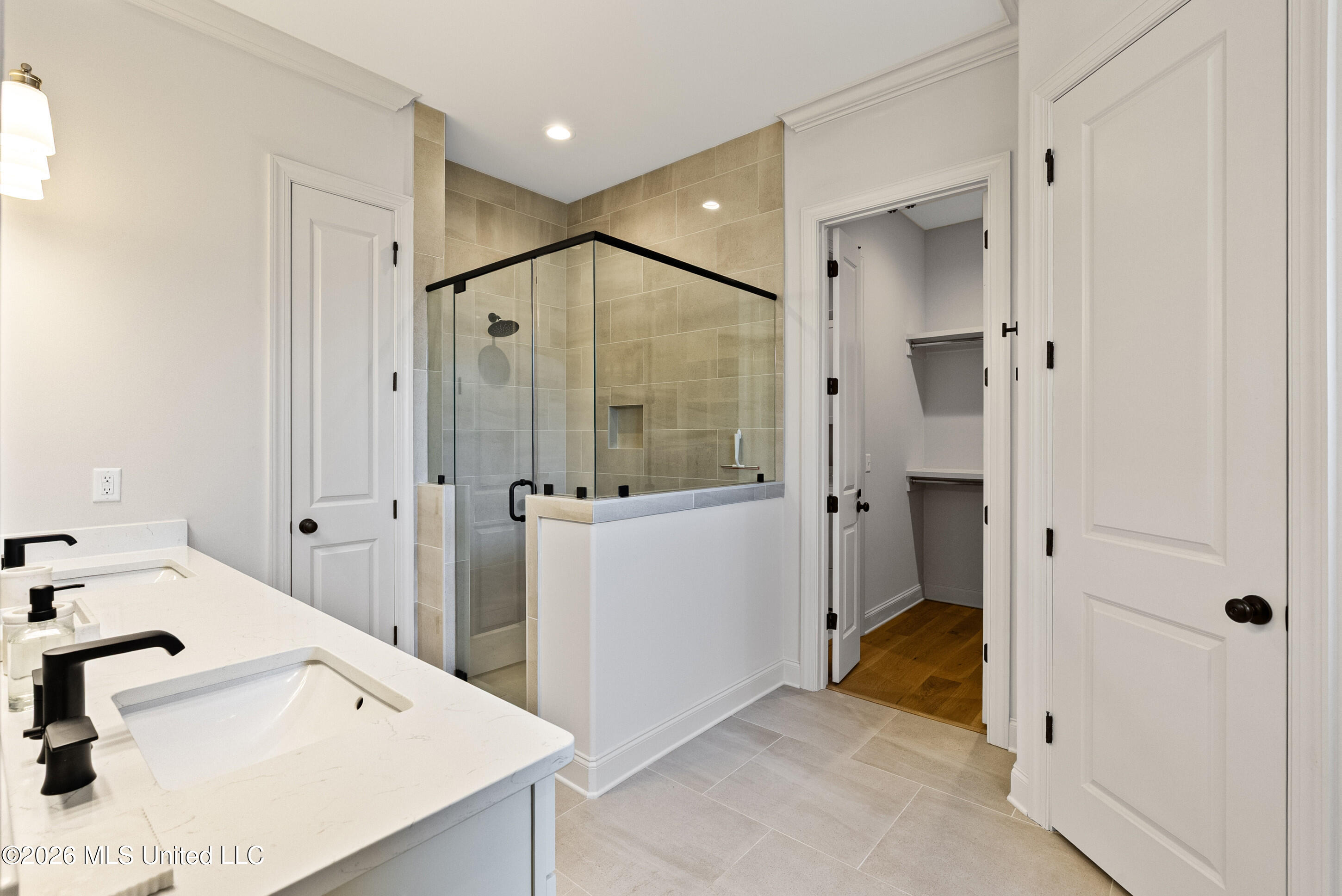 1005 Big Oak Cove
