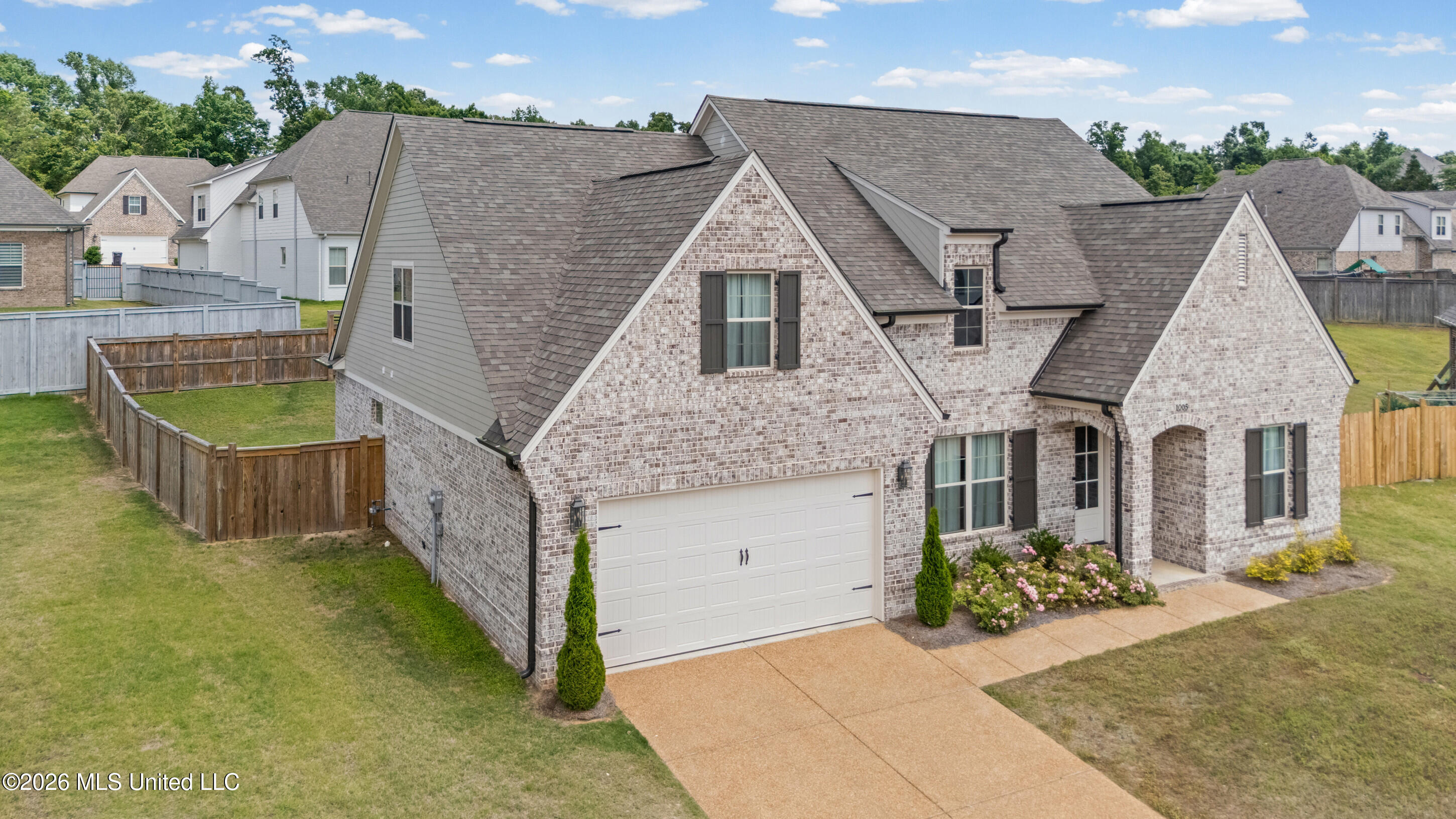 1005 Big Oak Cove