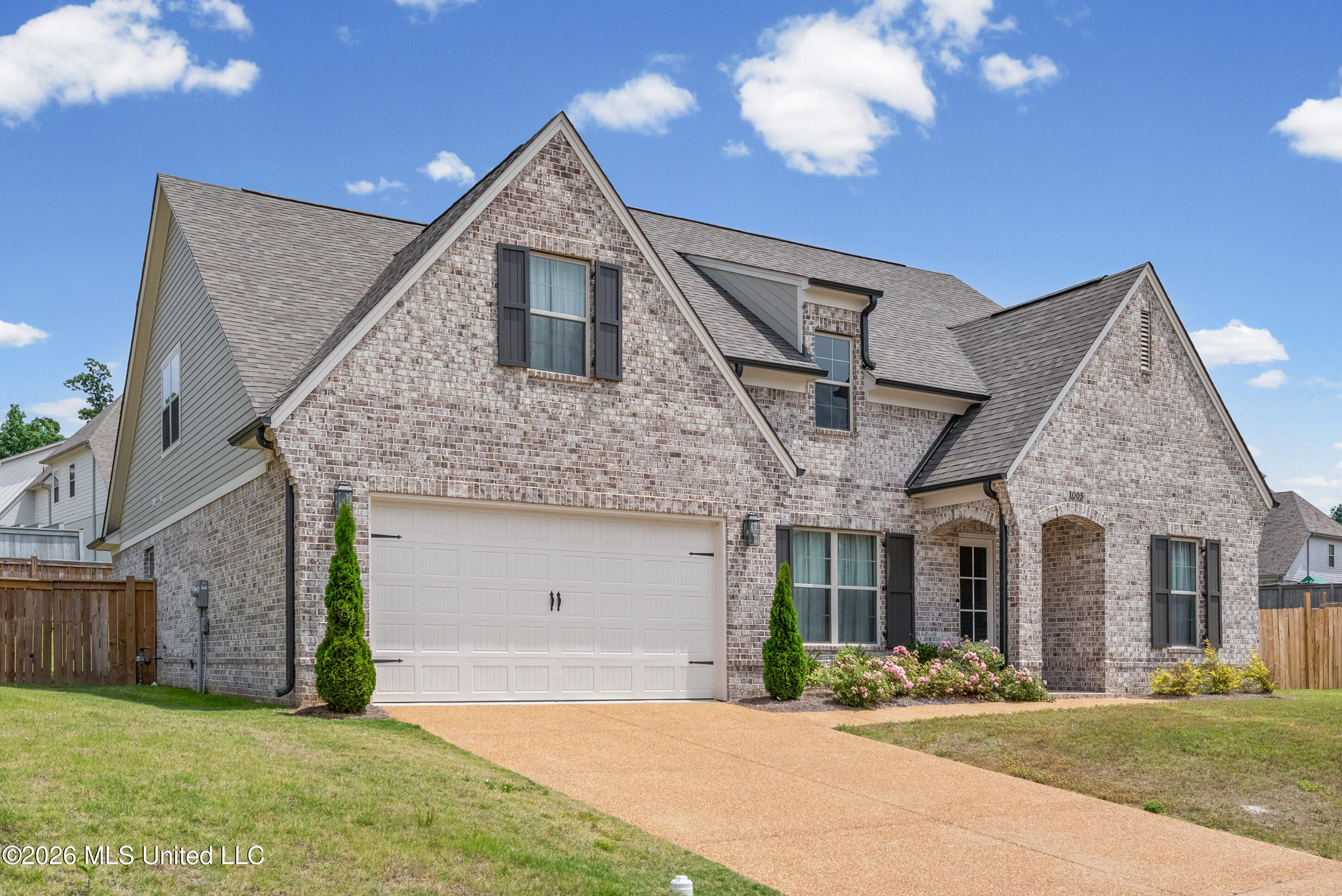 1005 Big Oak Cove