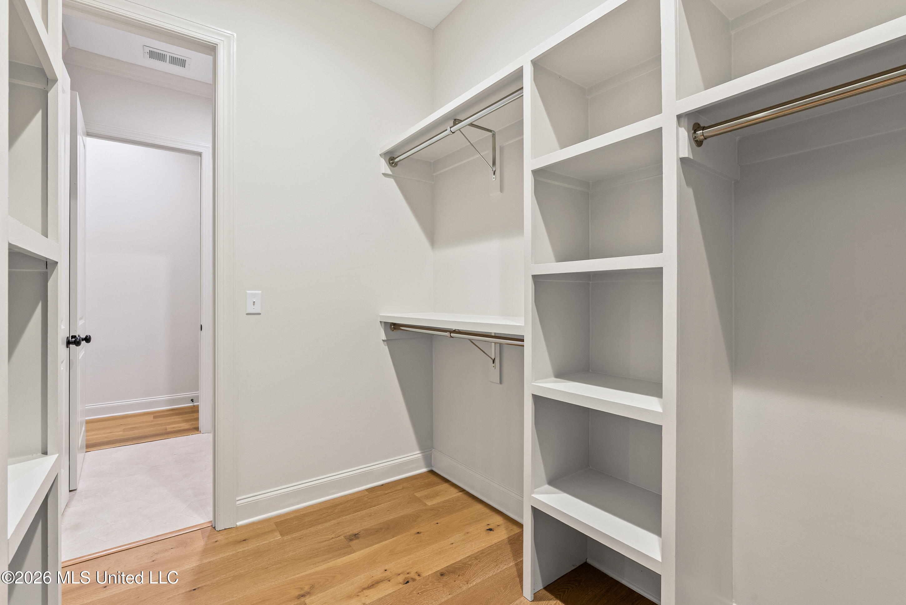 1005 Big Oak Cove