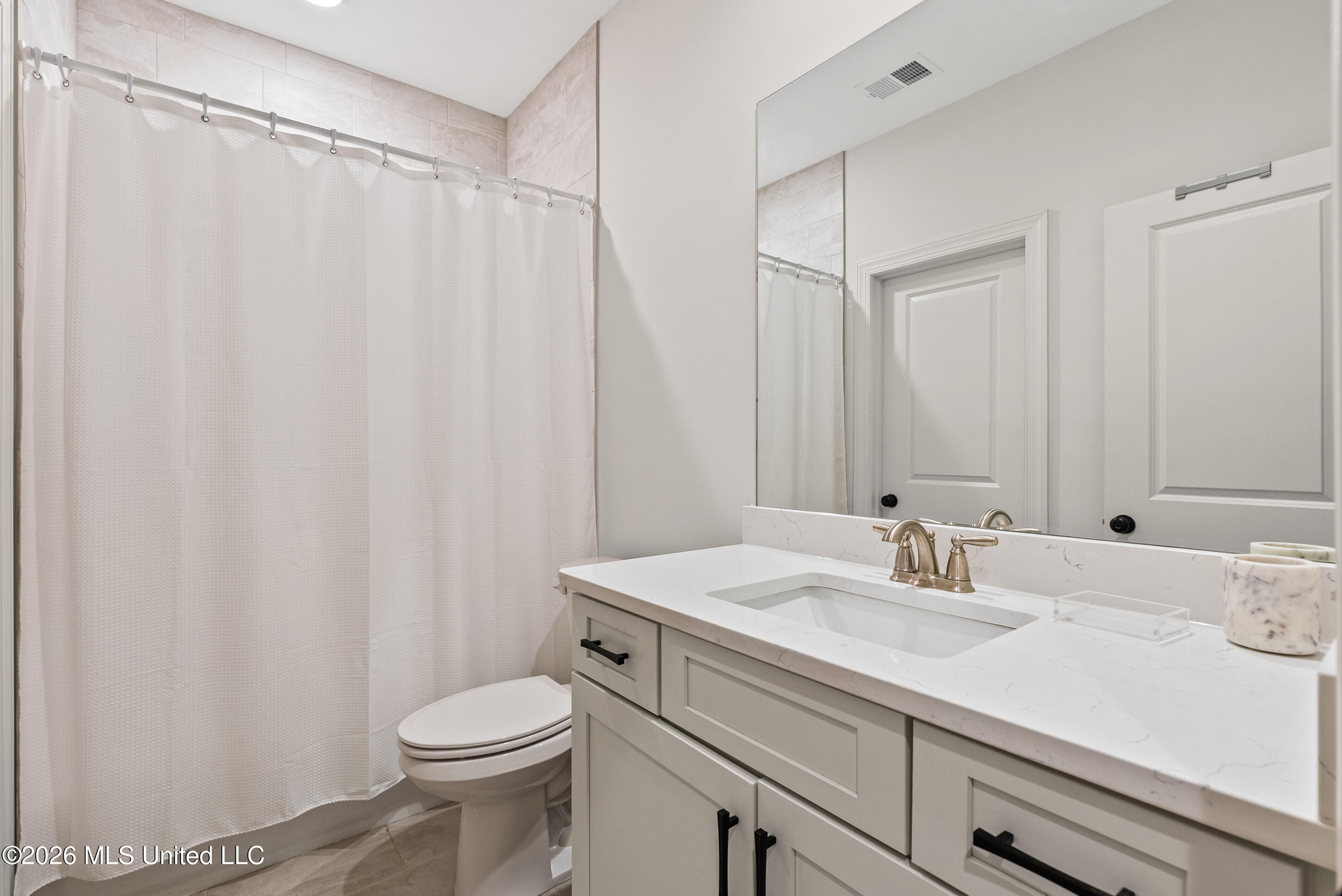 1005 Big Oak Cove