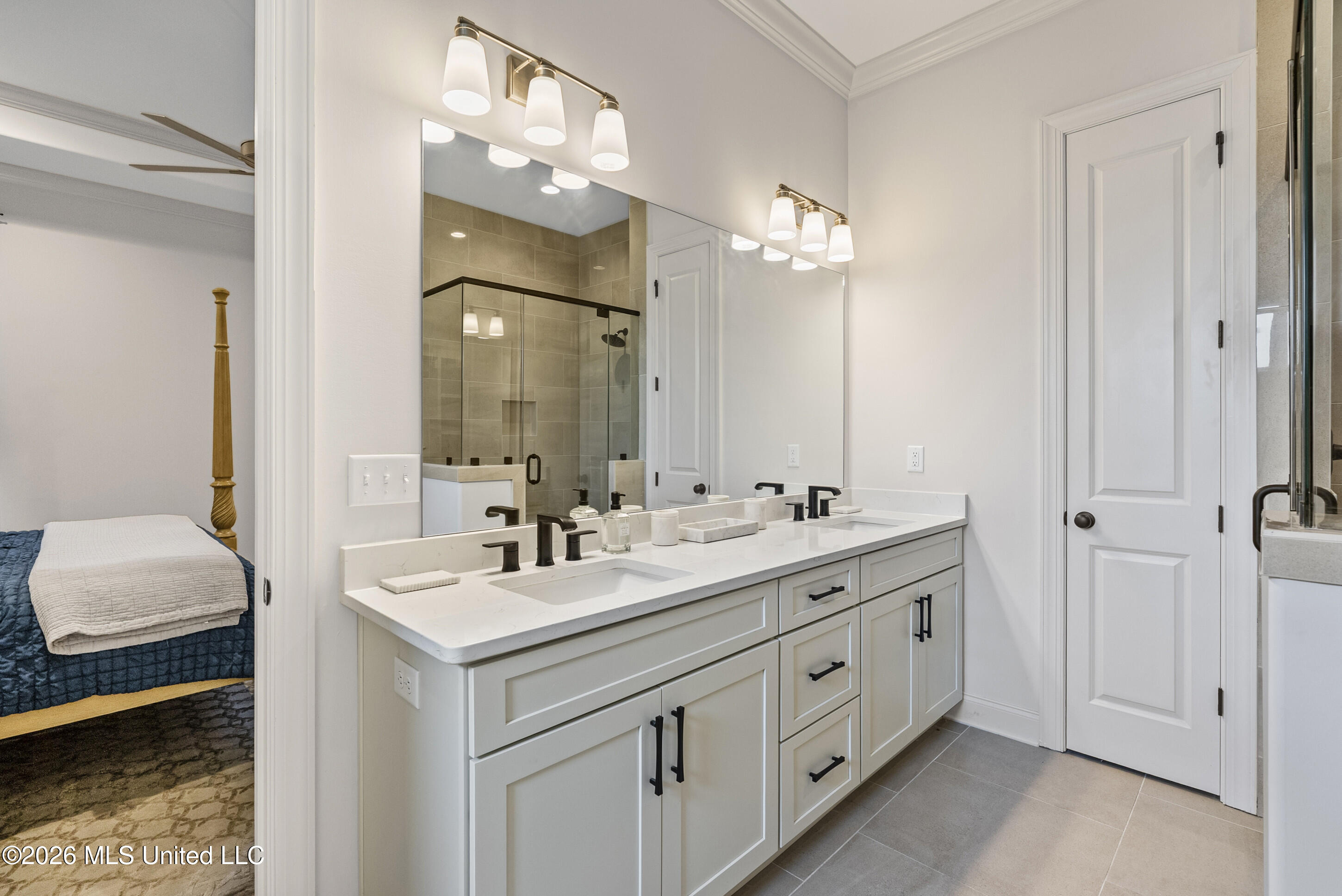 1005 Big Oak Cove