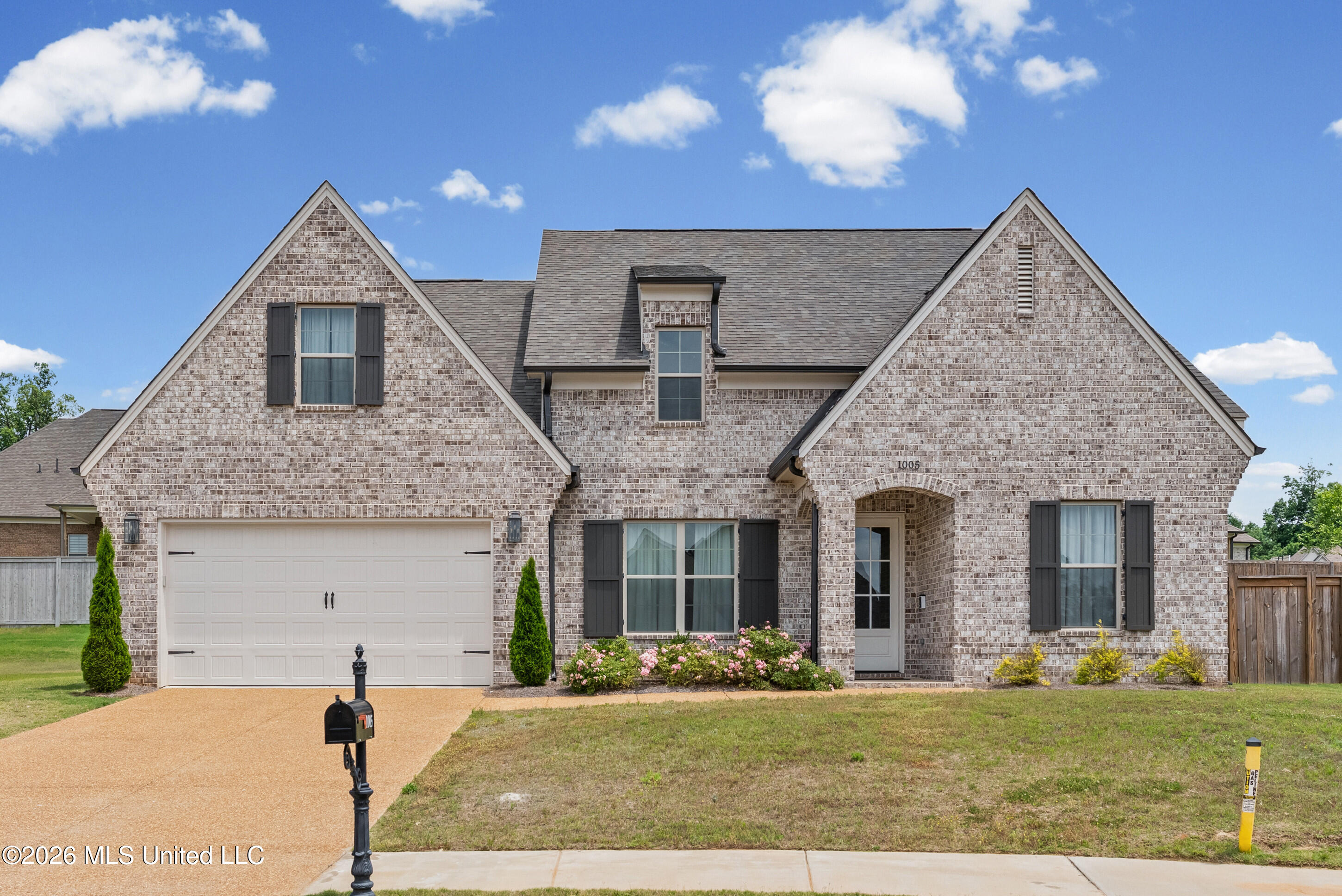 1005 Big Oak Cove