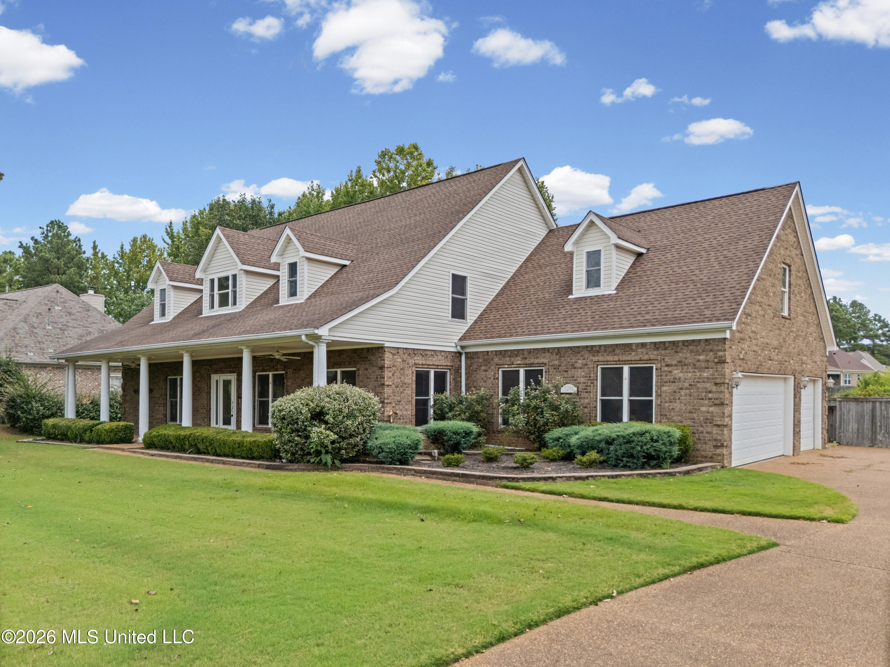 5294 Meadow Pointe Drive