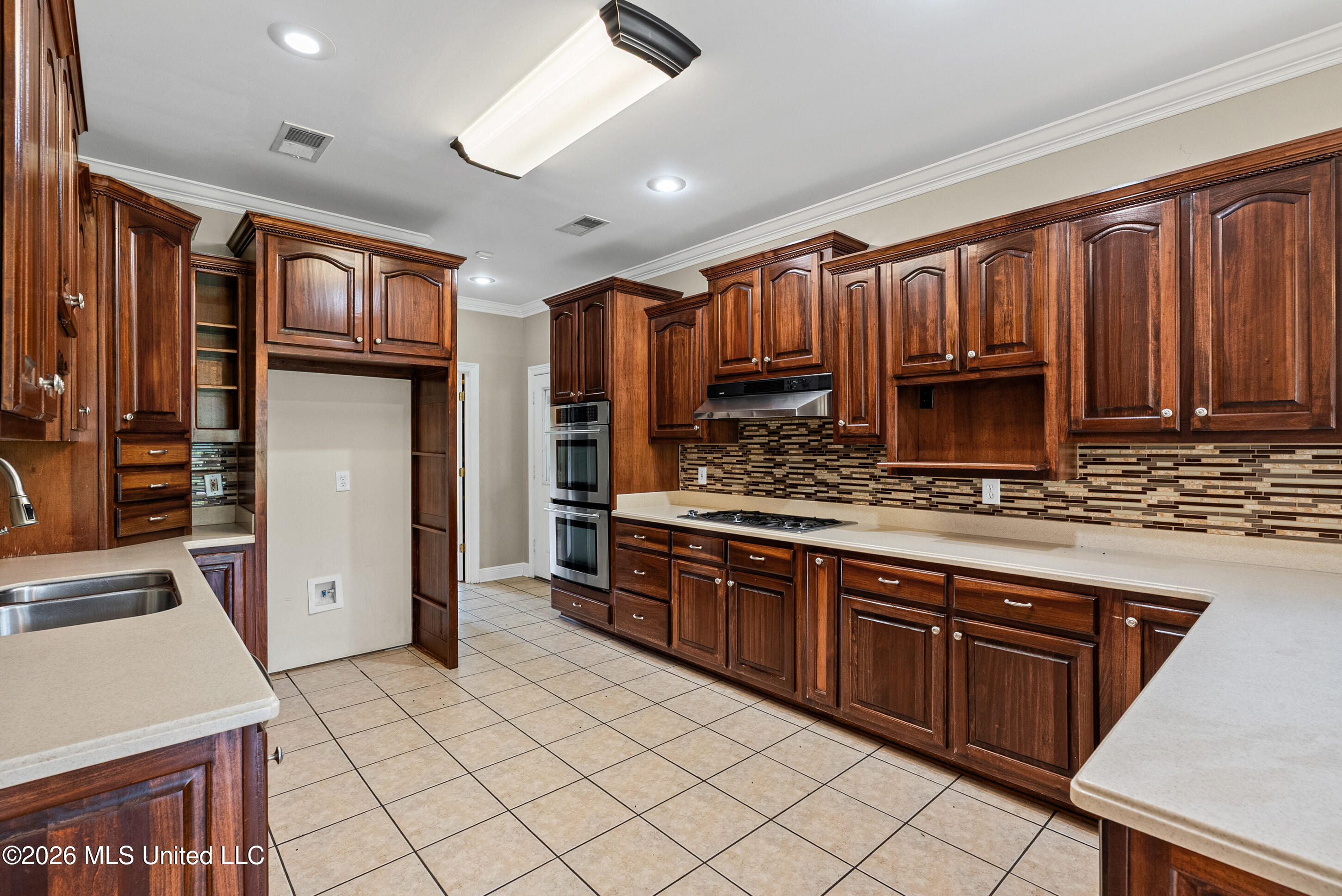 5294 Meadow Pointe Drive