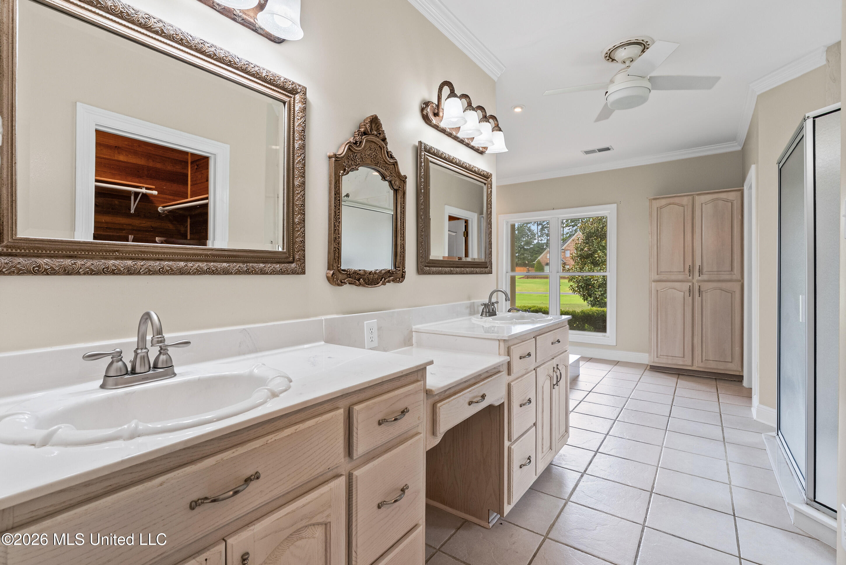 5294 Meadow Pointe Drive