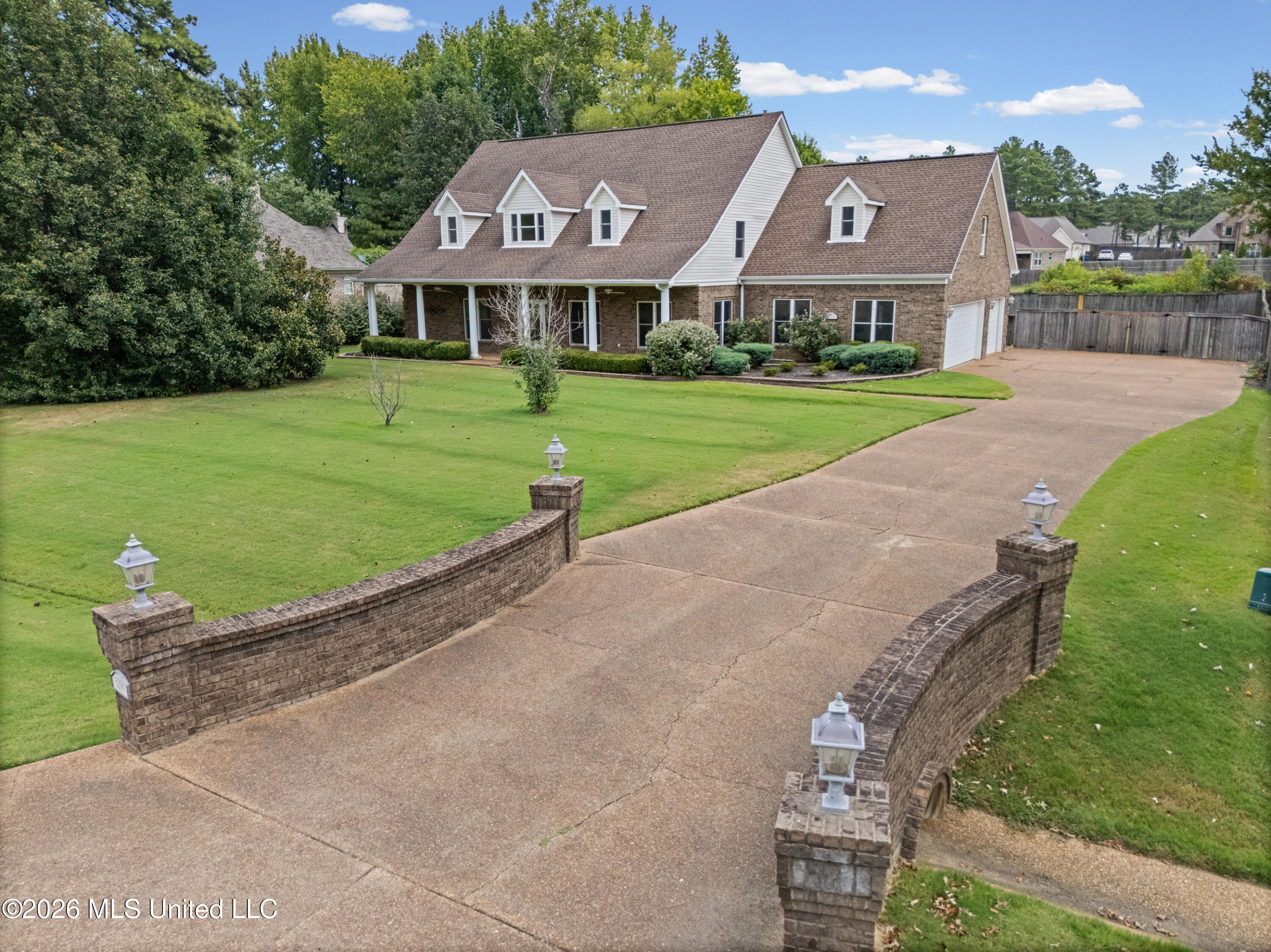 5294 Meadow Pointe Drive